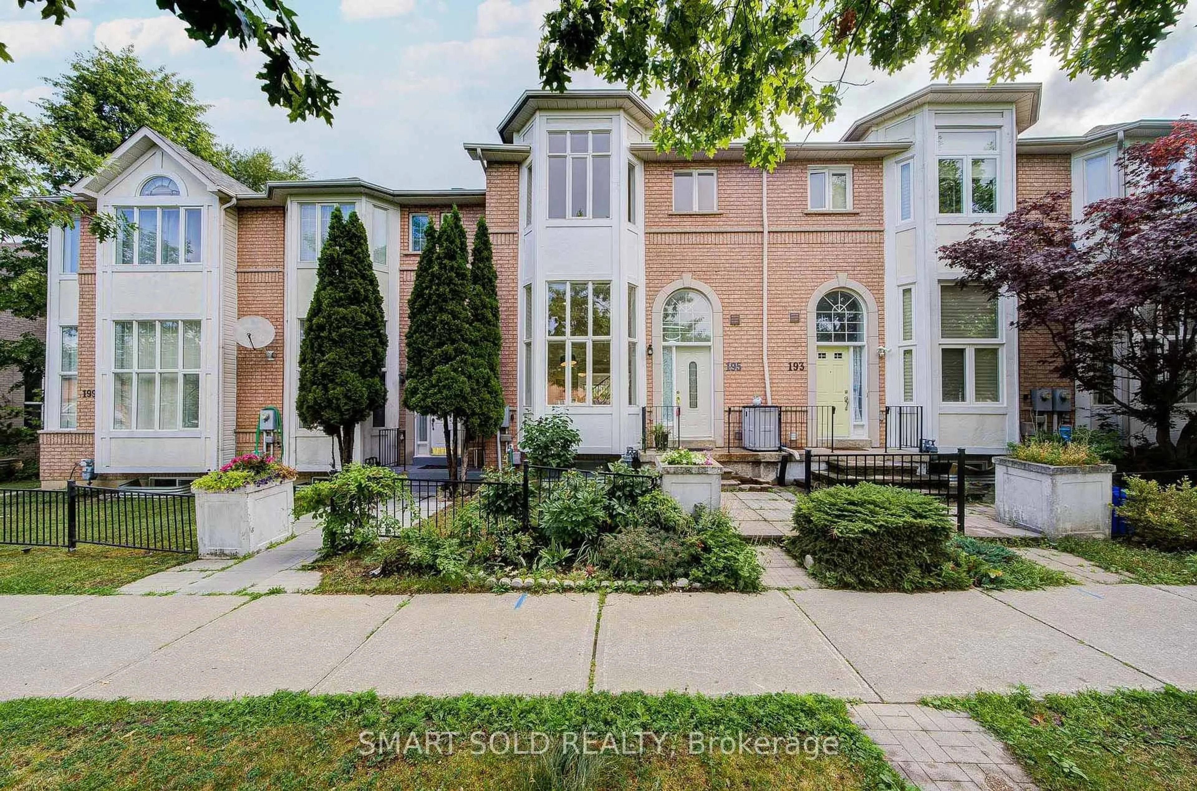 Unknown for 195 Shirley Dr, Richmond Hill Ontario L4S 1T3