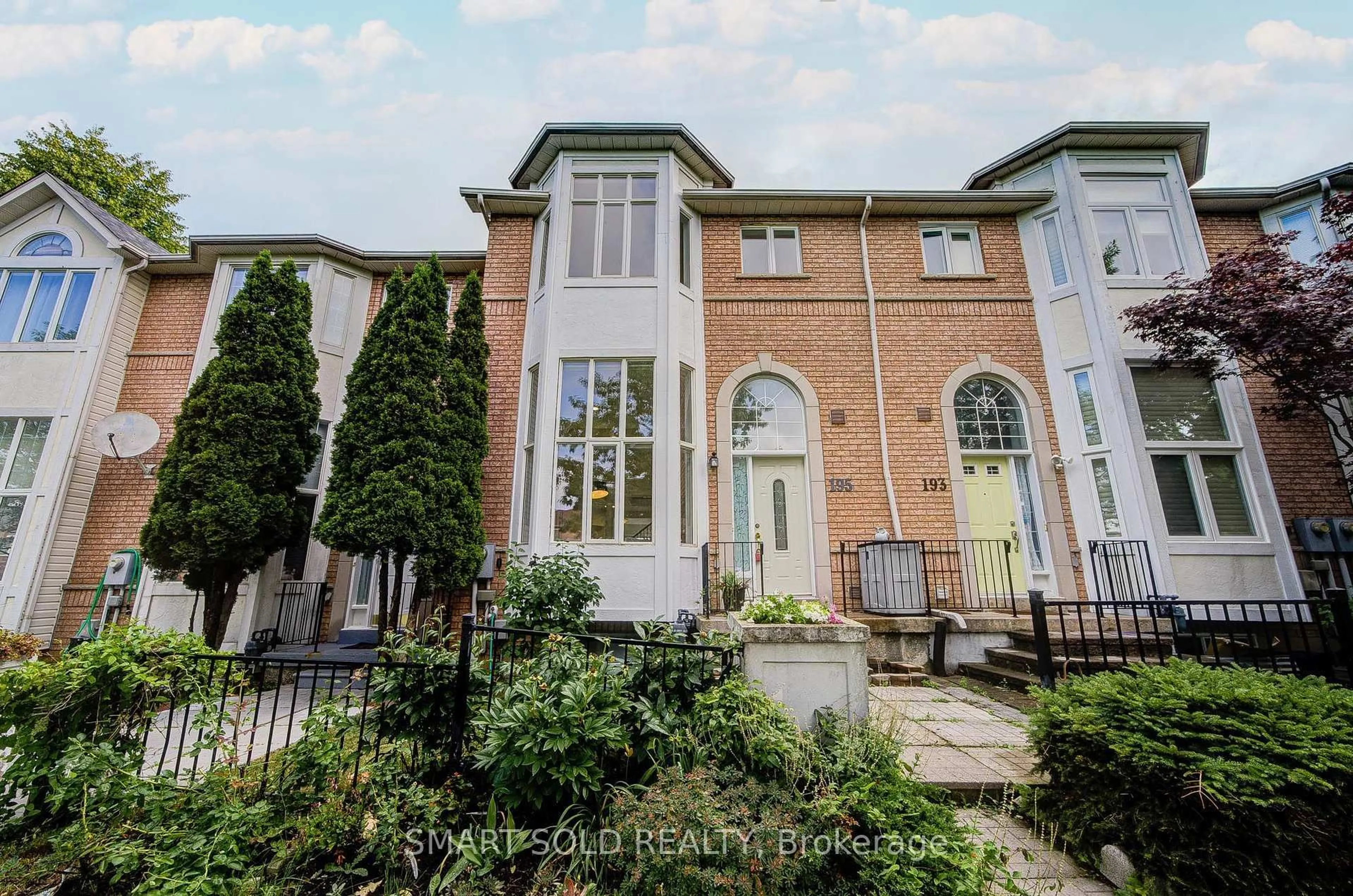 Home with brick exterior material, street for 195 Shirley Dr, Richmond Hill Ontario L4S 1T3