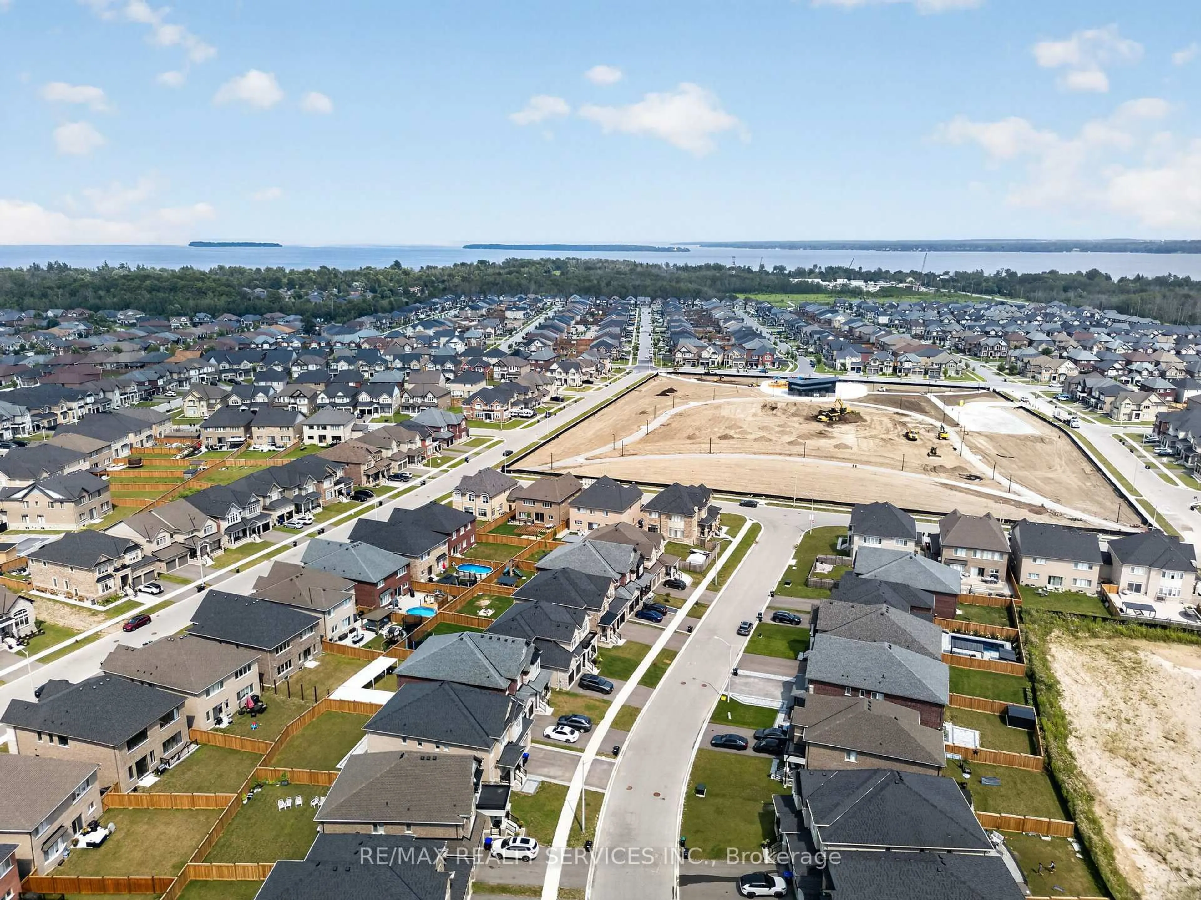 A pic from outside/outdoor area/front of a property/back of a property/a pic from drone, unknown for 1182 Corby Way, Innisfil Ontario L9S 0R1