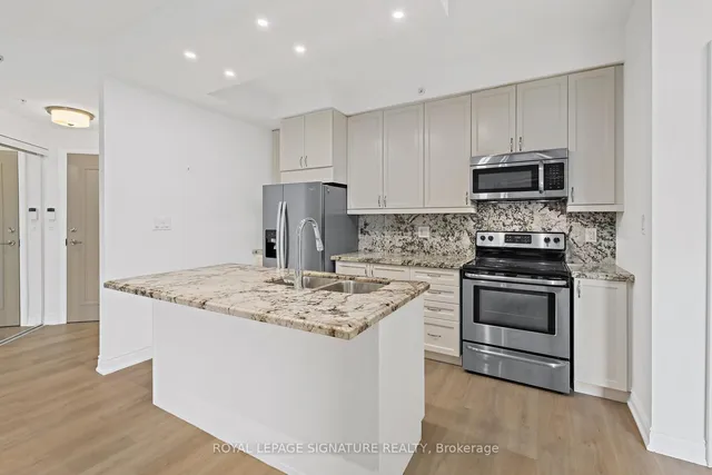 2396 Major Mackenzie Dr #220, Vaughan 5