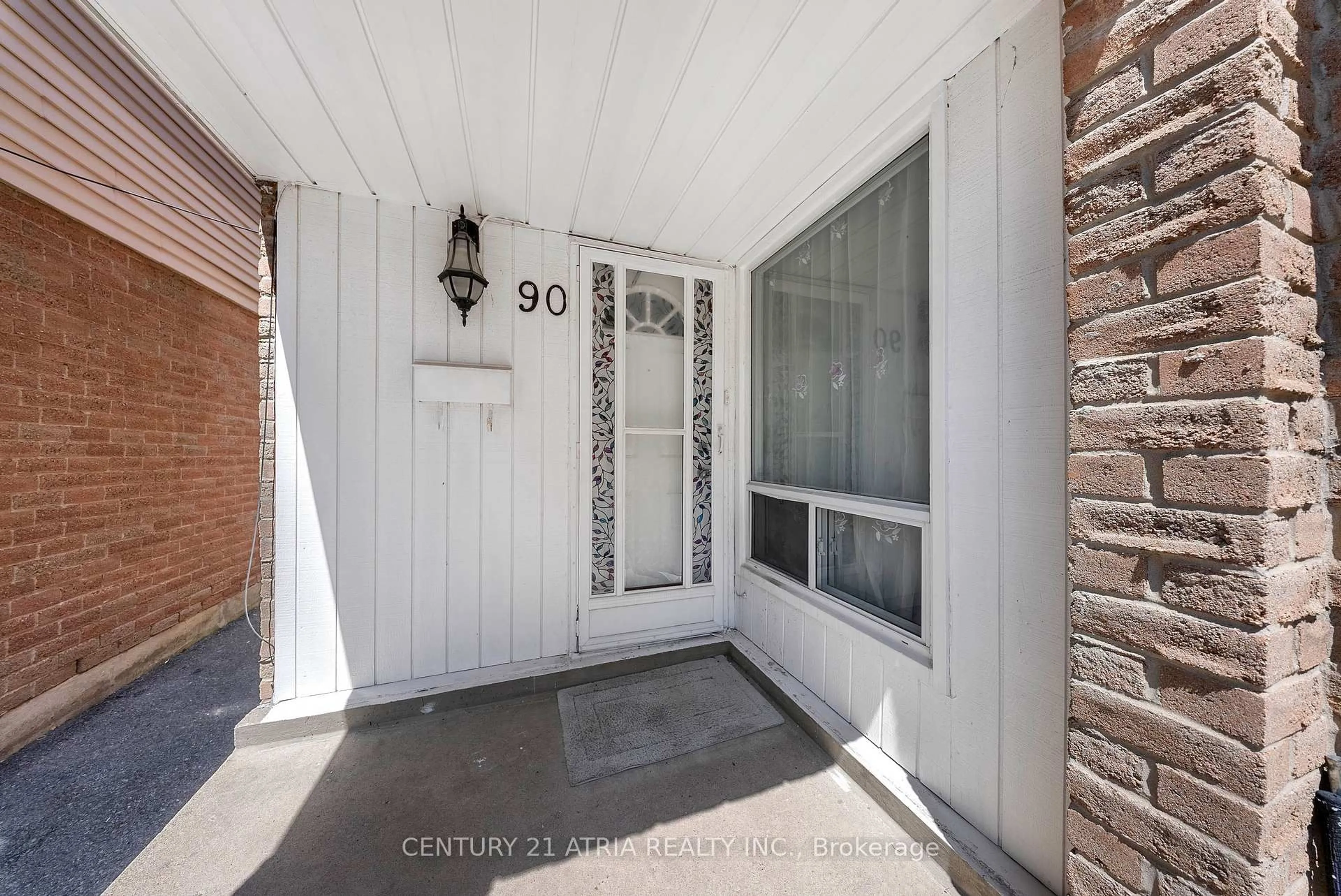 Indoor entryway for 90 Bob O'Link Ave, Vaughan Ontario L4K 1H2
