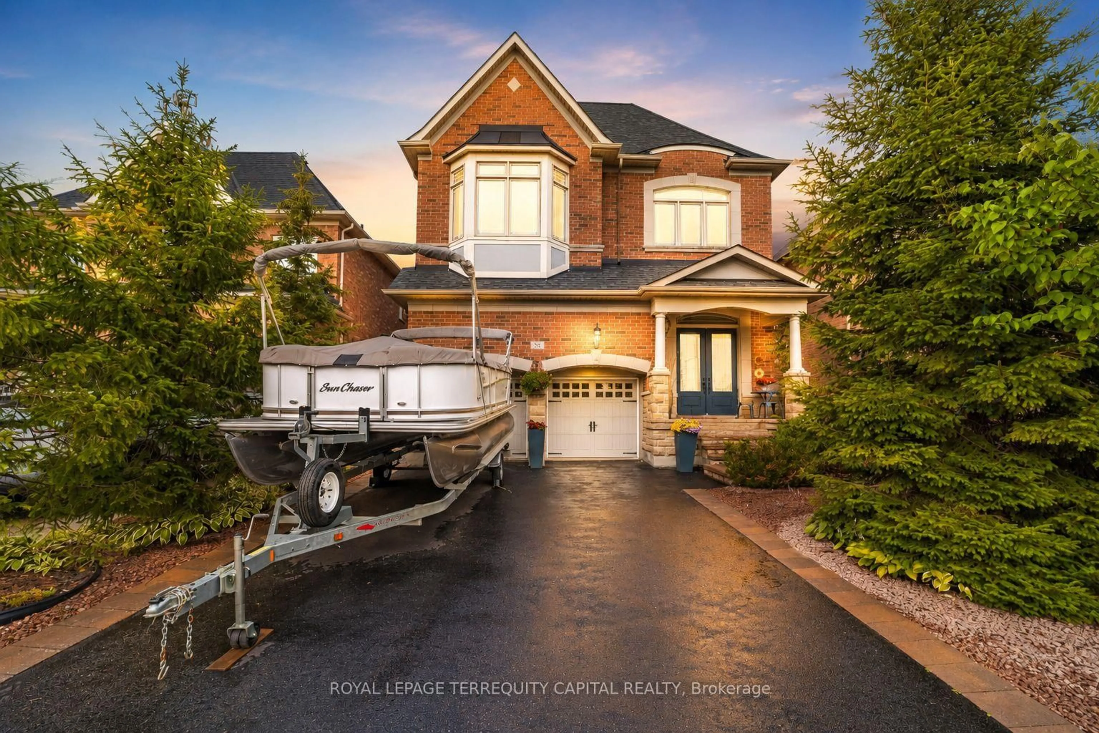 Home with brick exterior material, street for 55 Ironside Dr, Vaughan Ontario L4L 1A6