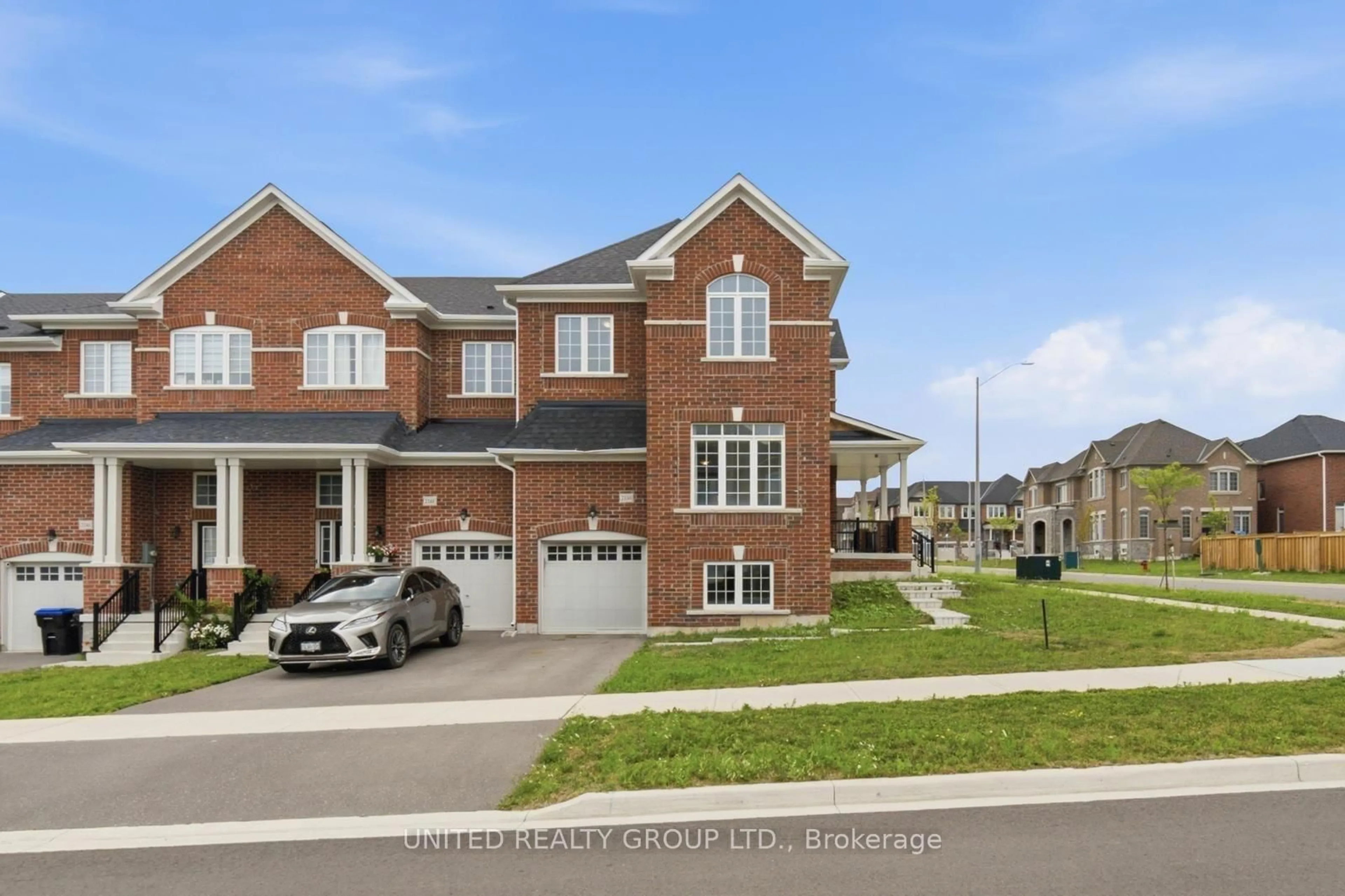 Home with brick exterior material, street for 2150 Speare Crt, Innisfil Ontario L9S 0M9