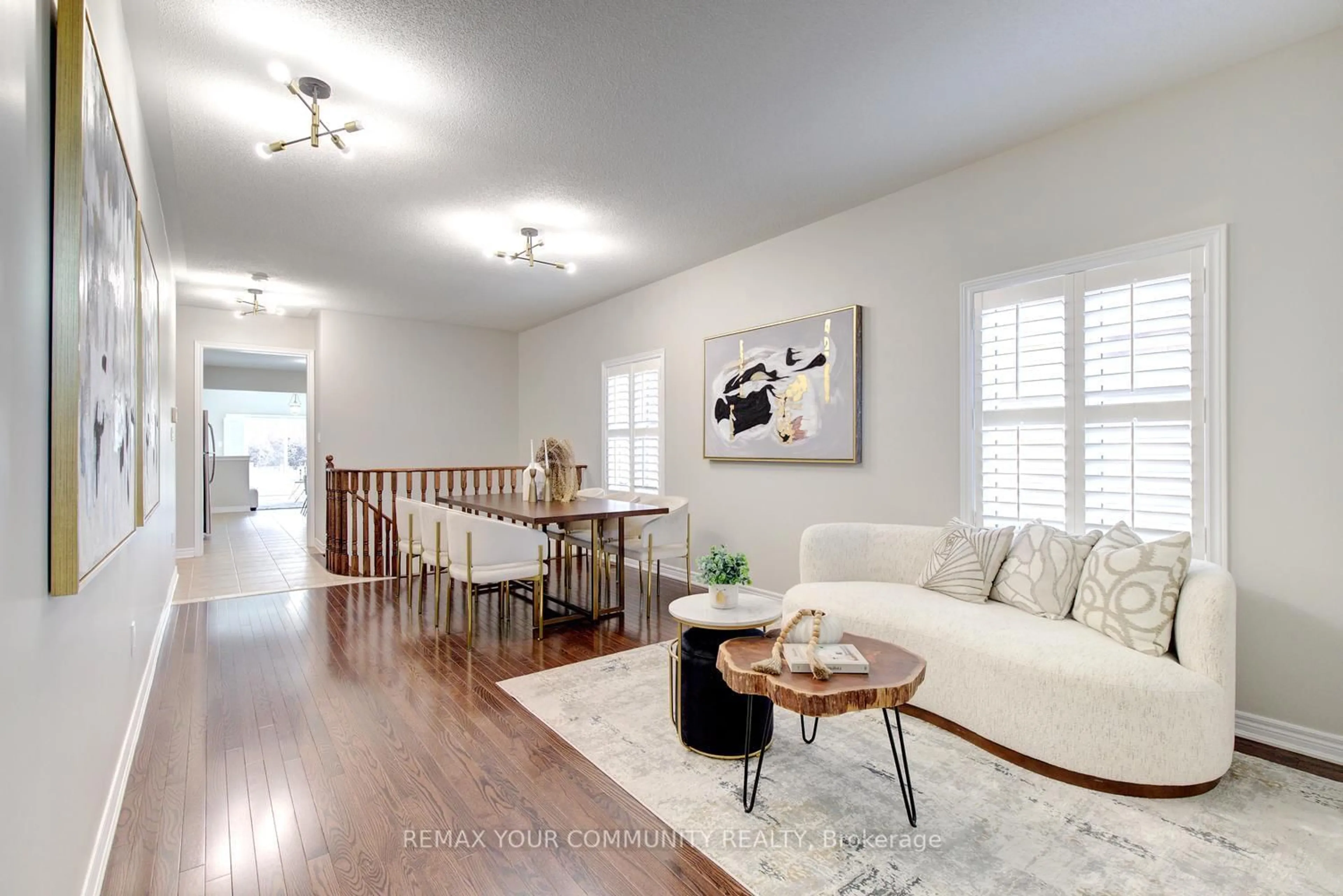 Living room with furniture, wood/laminate floor for 99 Lealinds Rd, Vaughan Ontario L6A 4L4