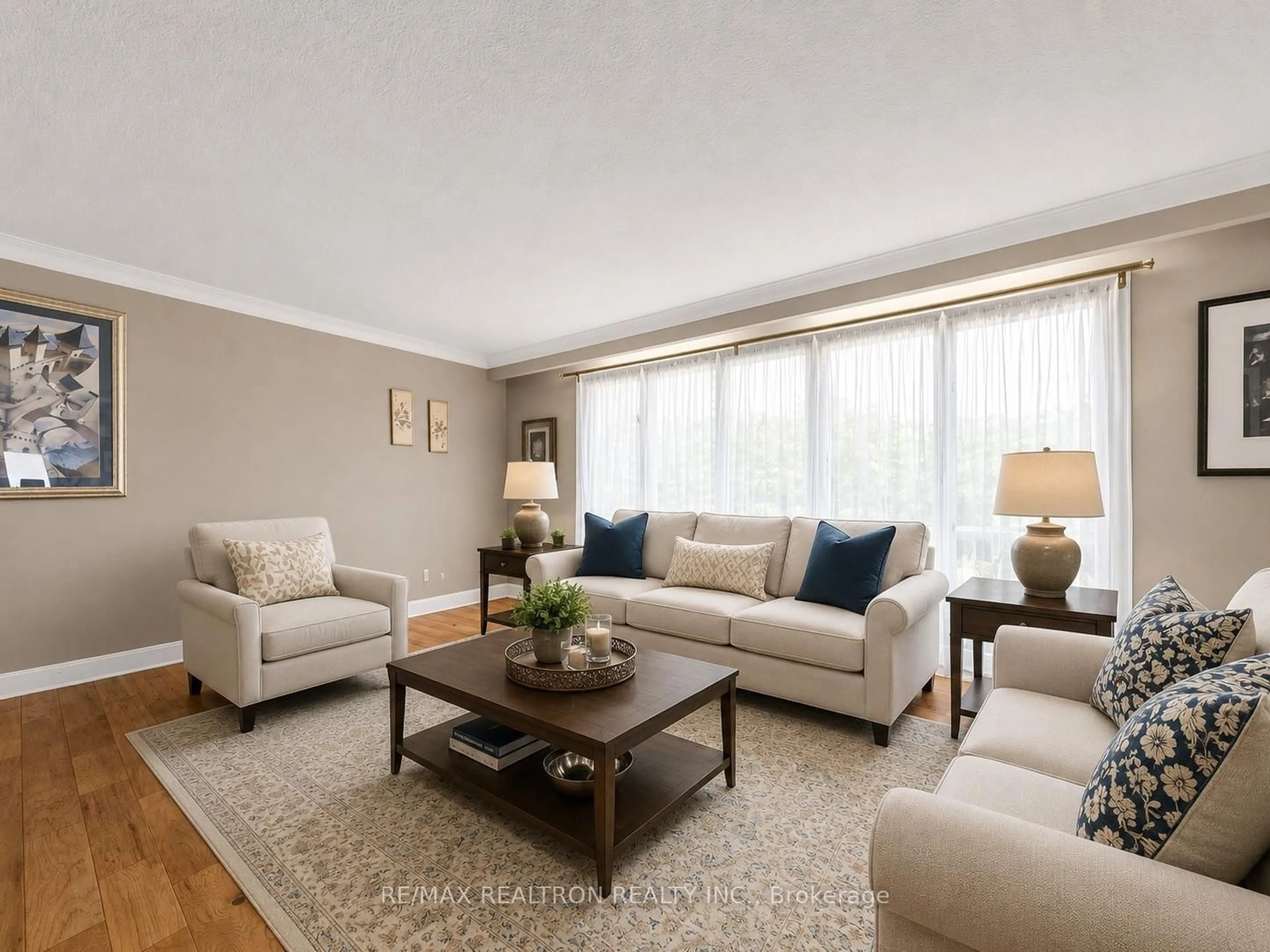 Living room with furniture, unknown for 22 Longbridge Rd, Vaughan Ontario L4J 1L5