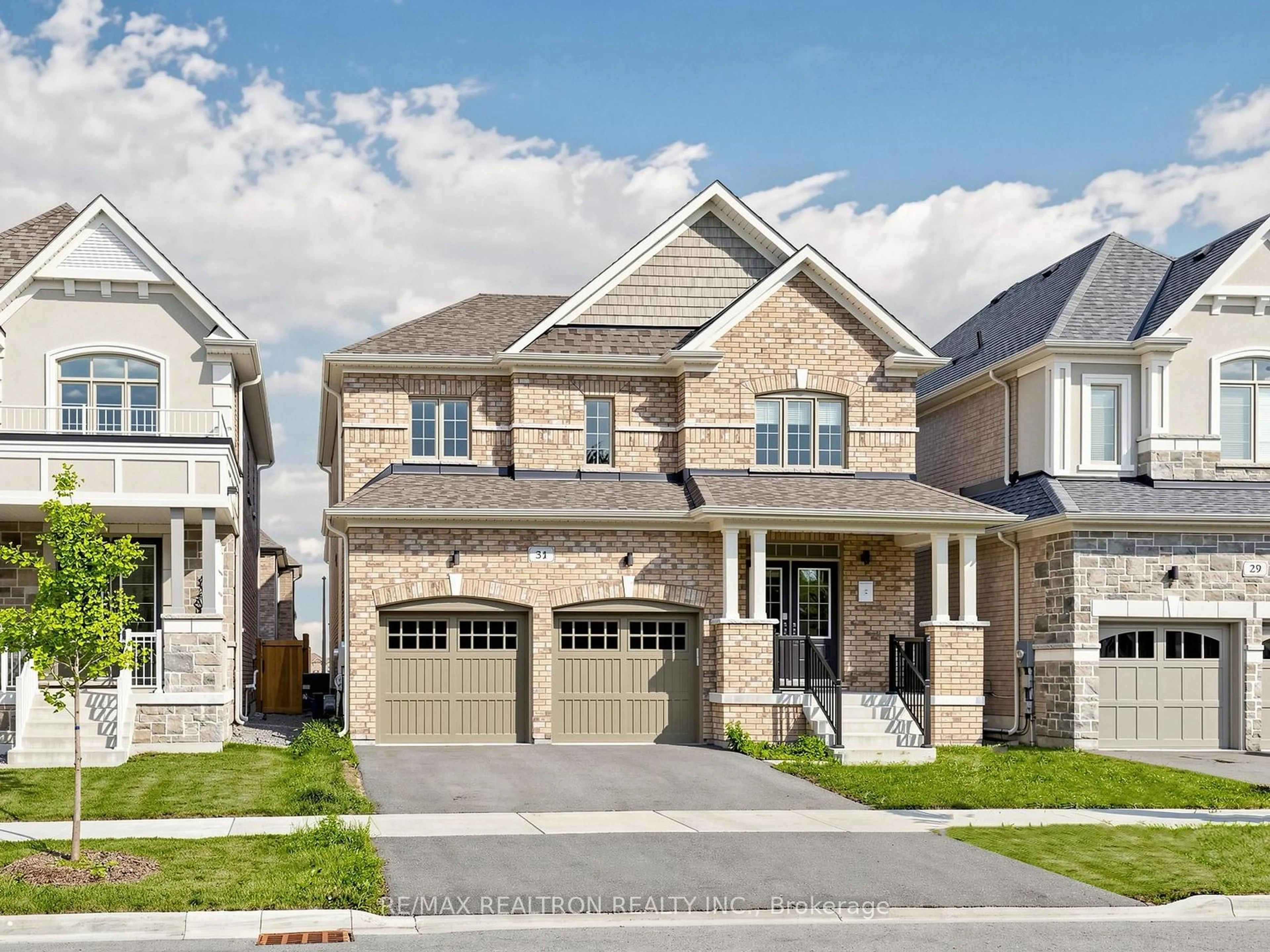 Home with brick exterior material, street for 31 Valleo St, Georgina Ontario L4P 0K1
