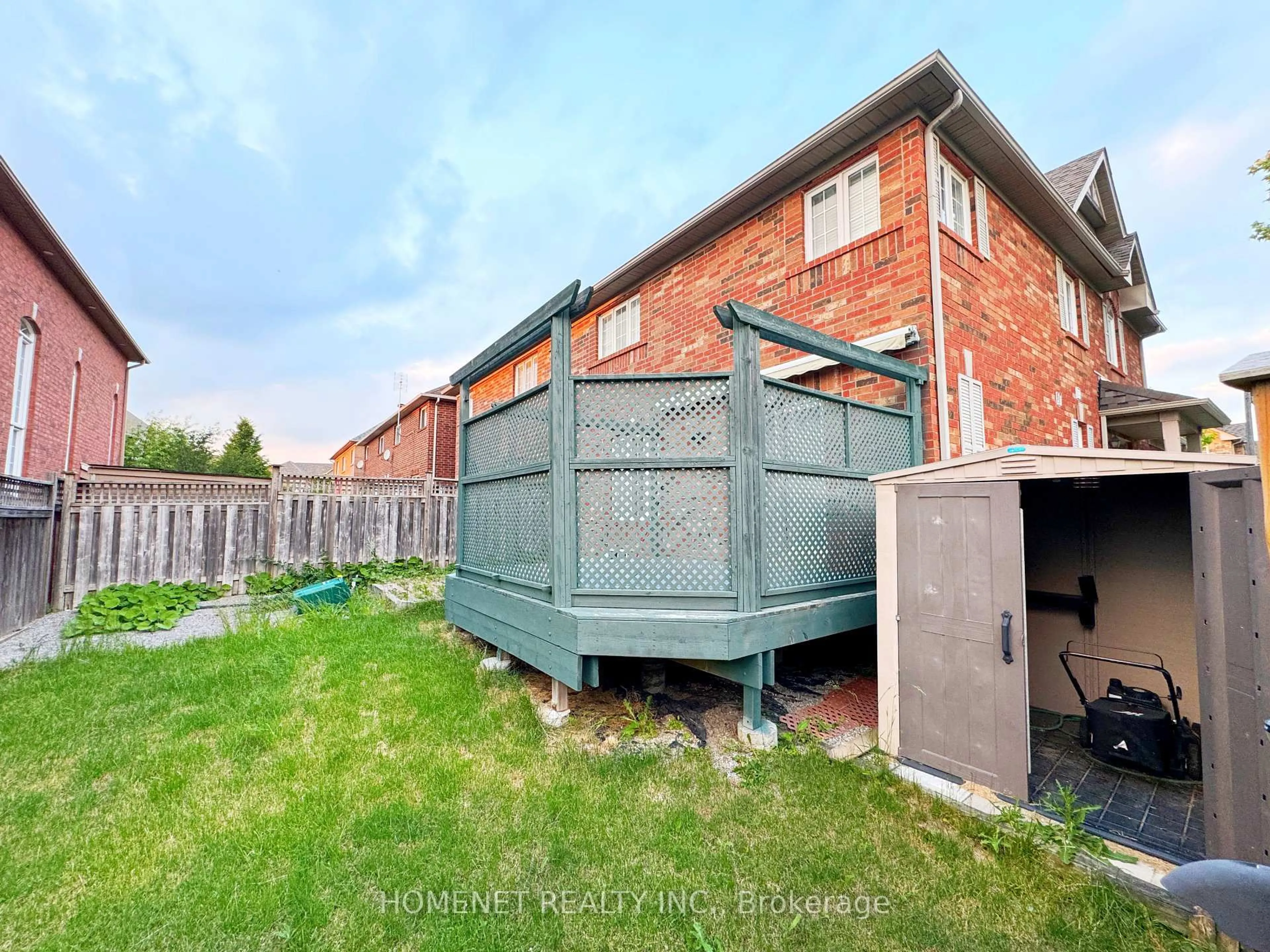 Shed for 2 Stotts Cres, Markham Ontario L6E 1T2