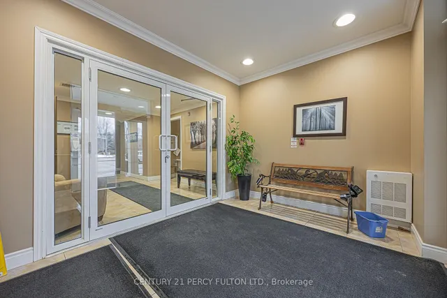 220 Main St #211, Uxbridge 3