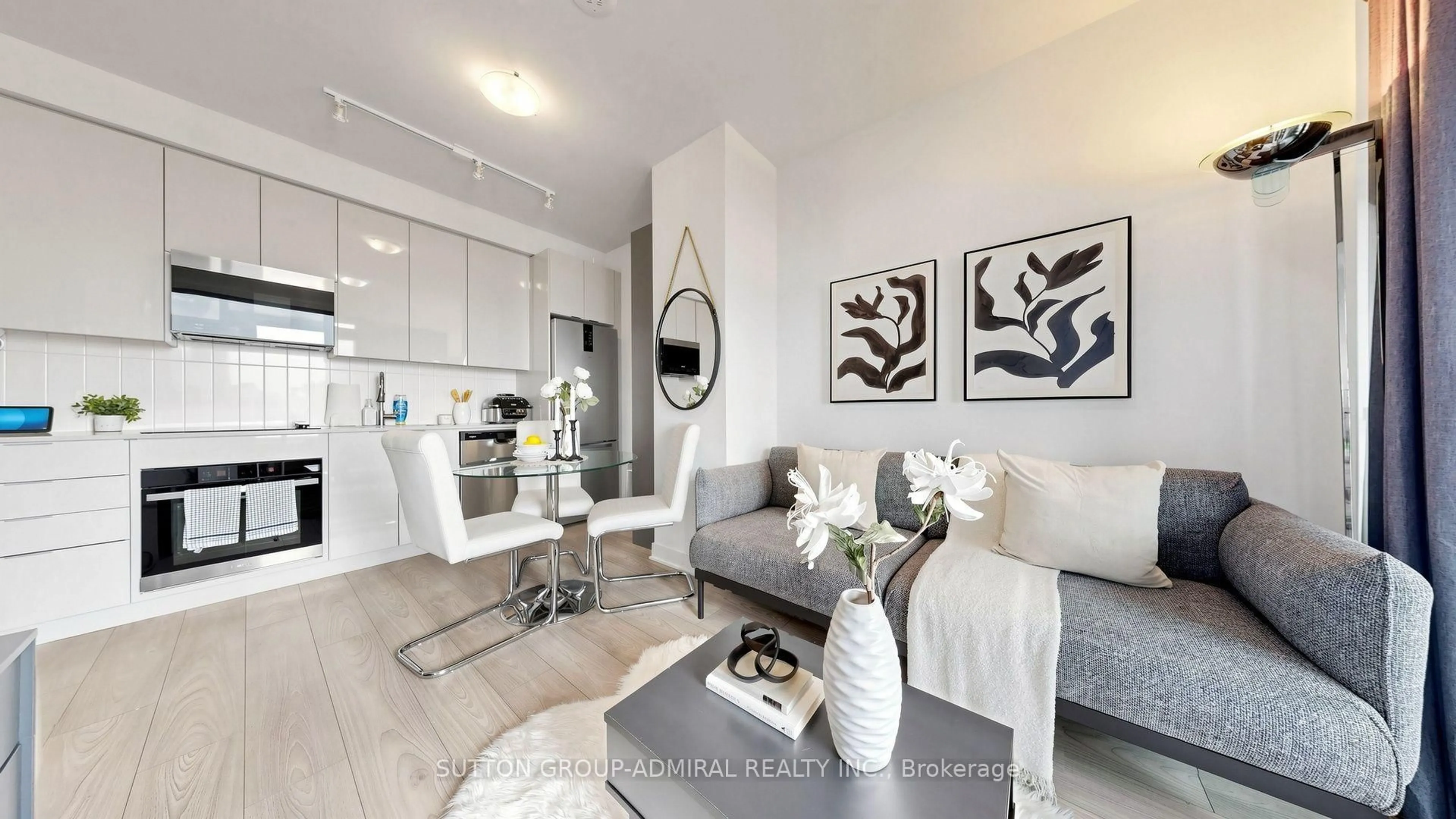 Living room with furniture, unknown for 2920 Highway 7 Rd #1712, Vaughan Ontario L4K 0P4