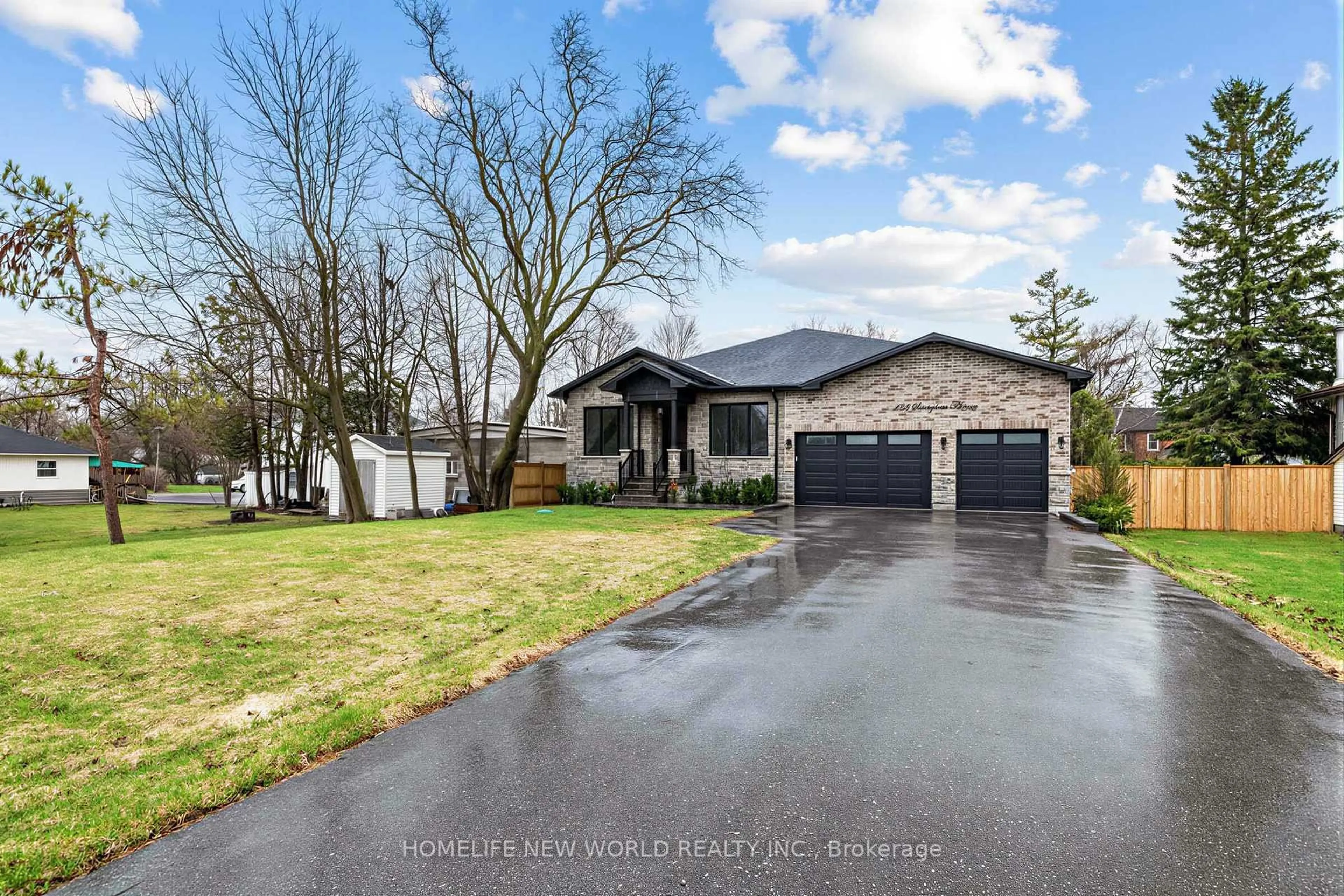 Unknown for 225 Sunnybrae Ave, Innisfil Ontario L9S 1K4