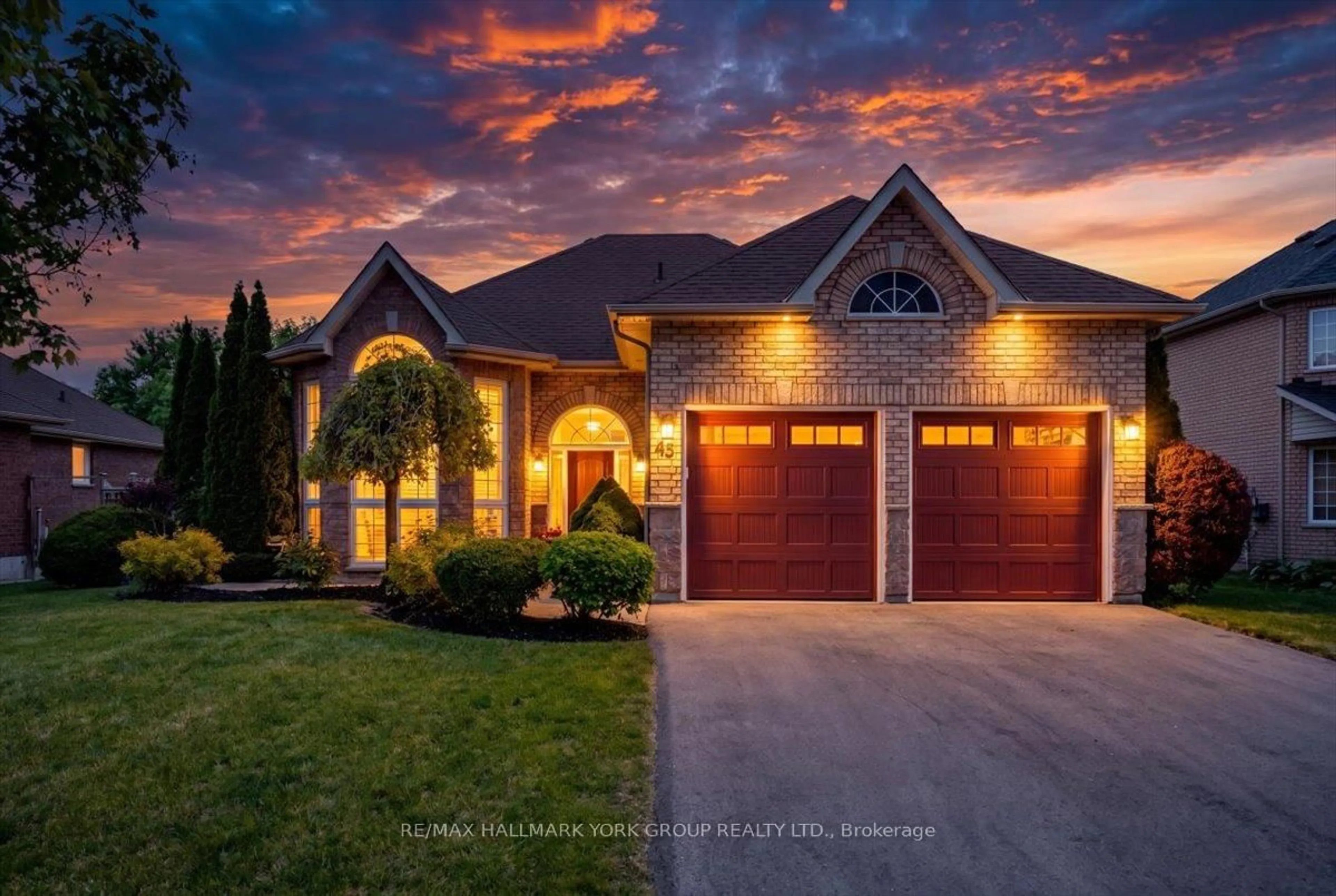 Home with brick exterior material, street for 45 Highcastle Ave, Georgina Ontario L4P 4B5