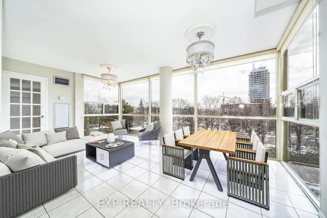 30 Harding Blvd #404, Richmond Hill 5