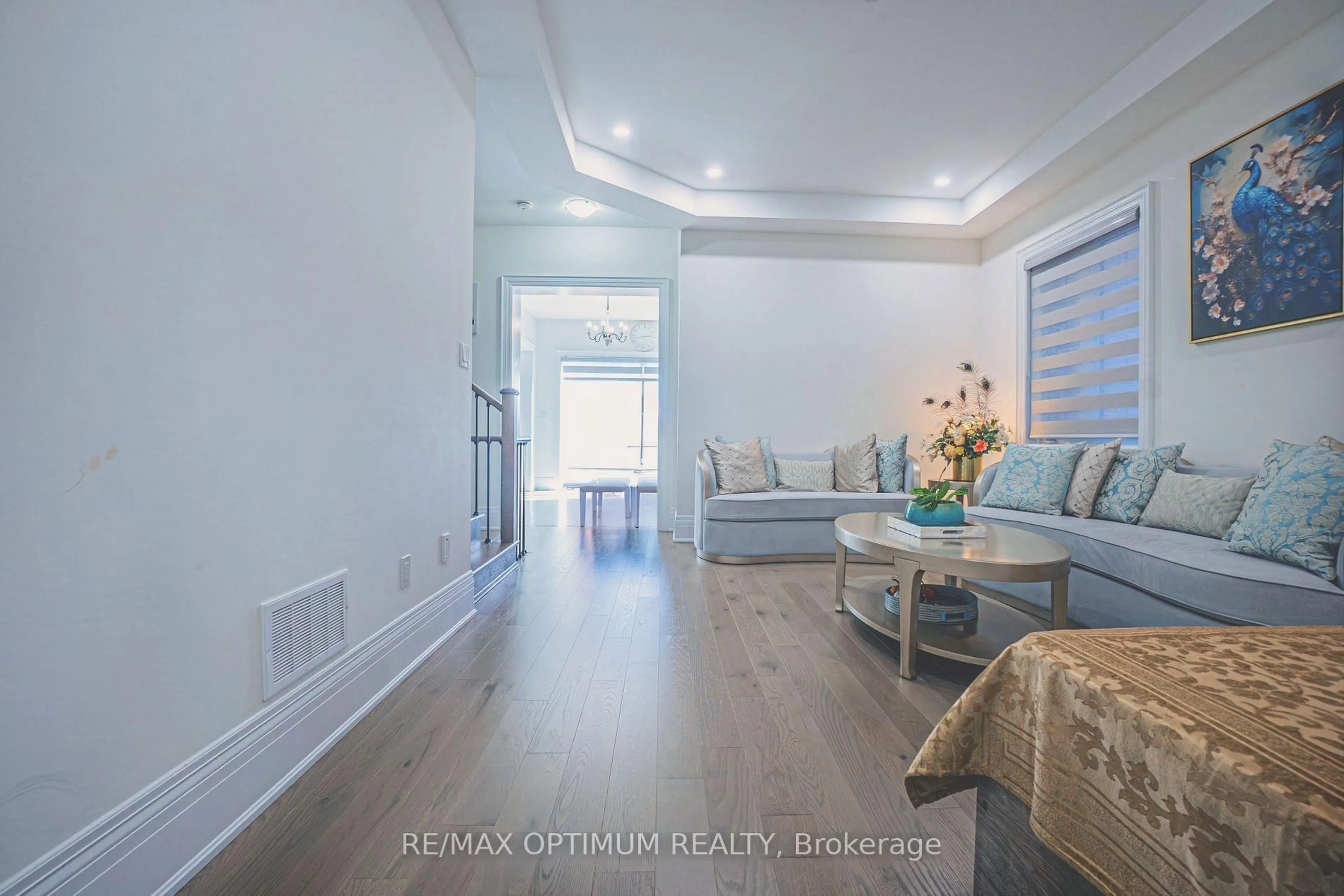 Unknown for 53 Kinburn Cres, Vaughan Ontario L3L 0E9