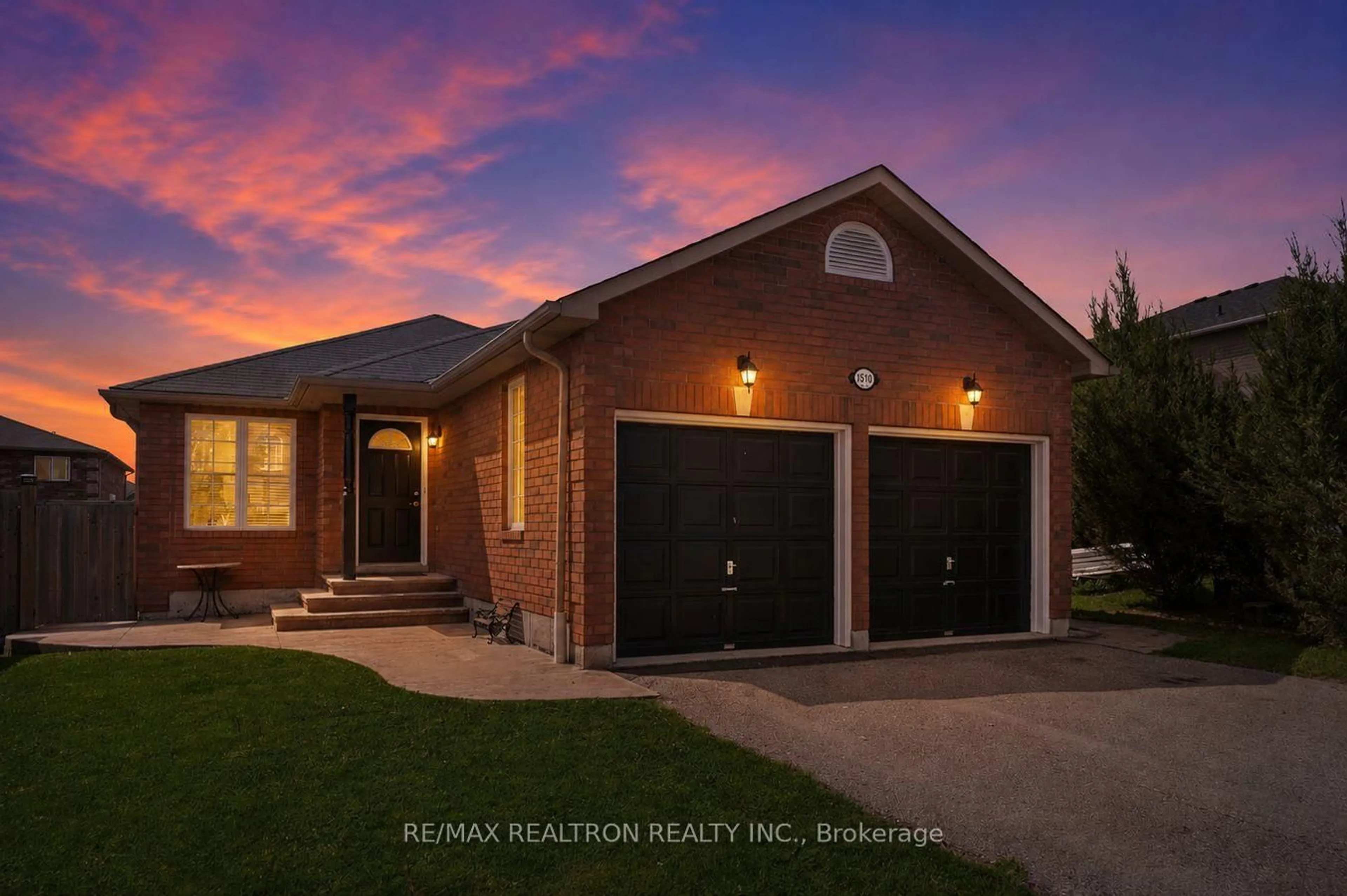 Home with brick exterior material, street for 1510 Rankin Way, Innisfil Ontario L9S 0C6