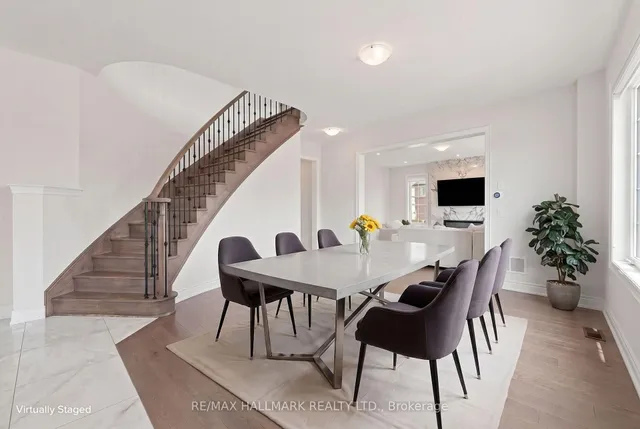 1021 Langford Blvd, Bradford West Gwillimbury 5