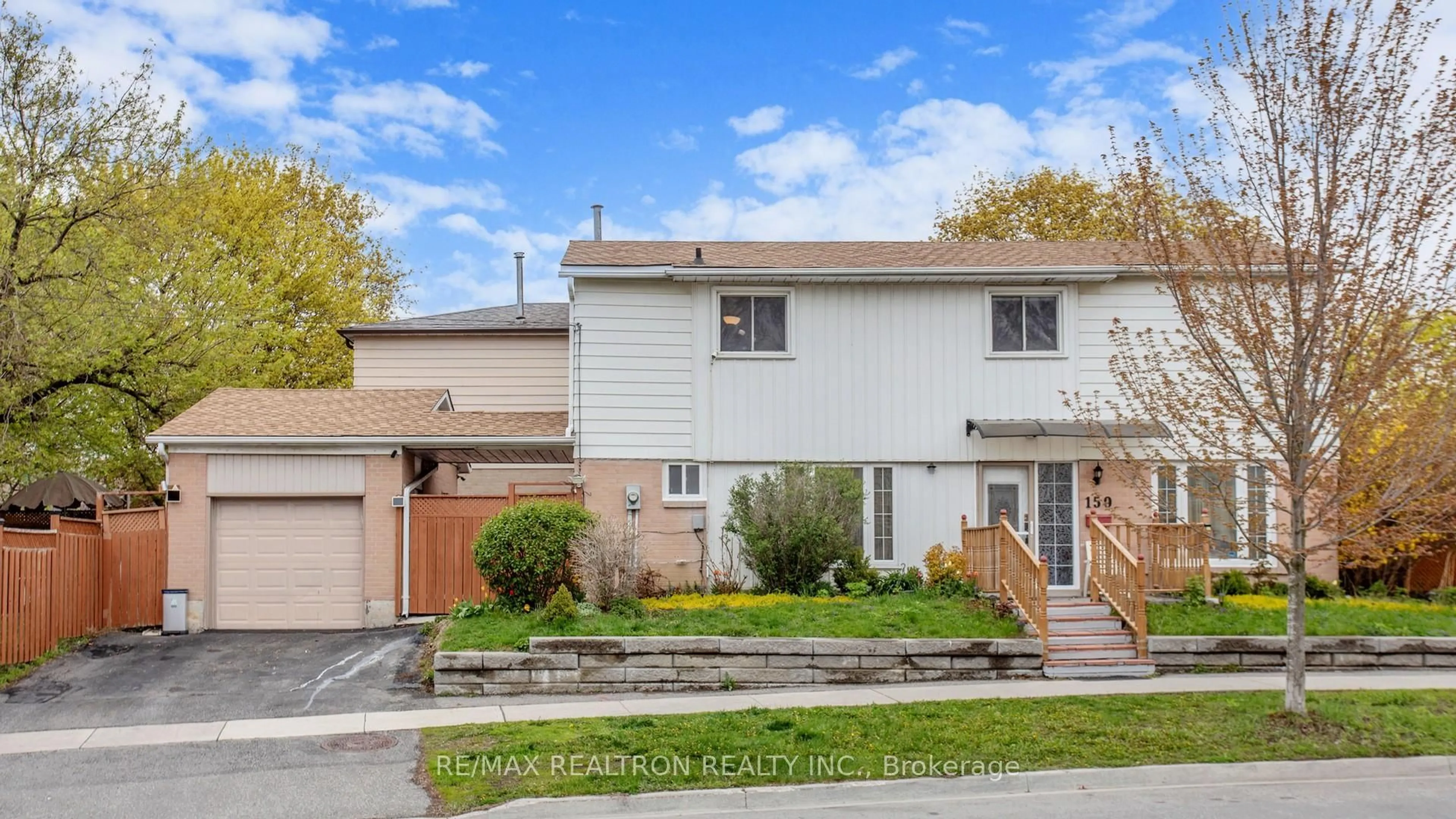 Home with brick exterior material, street for 159 Patterson St, Newmarket Ontario L3Y 3L4