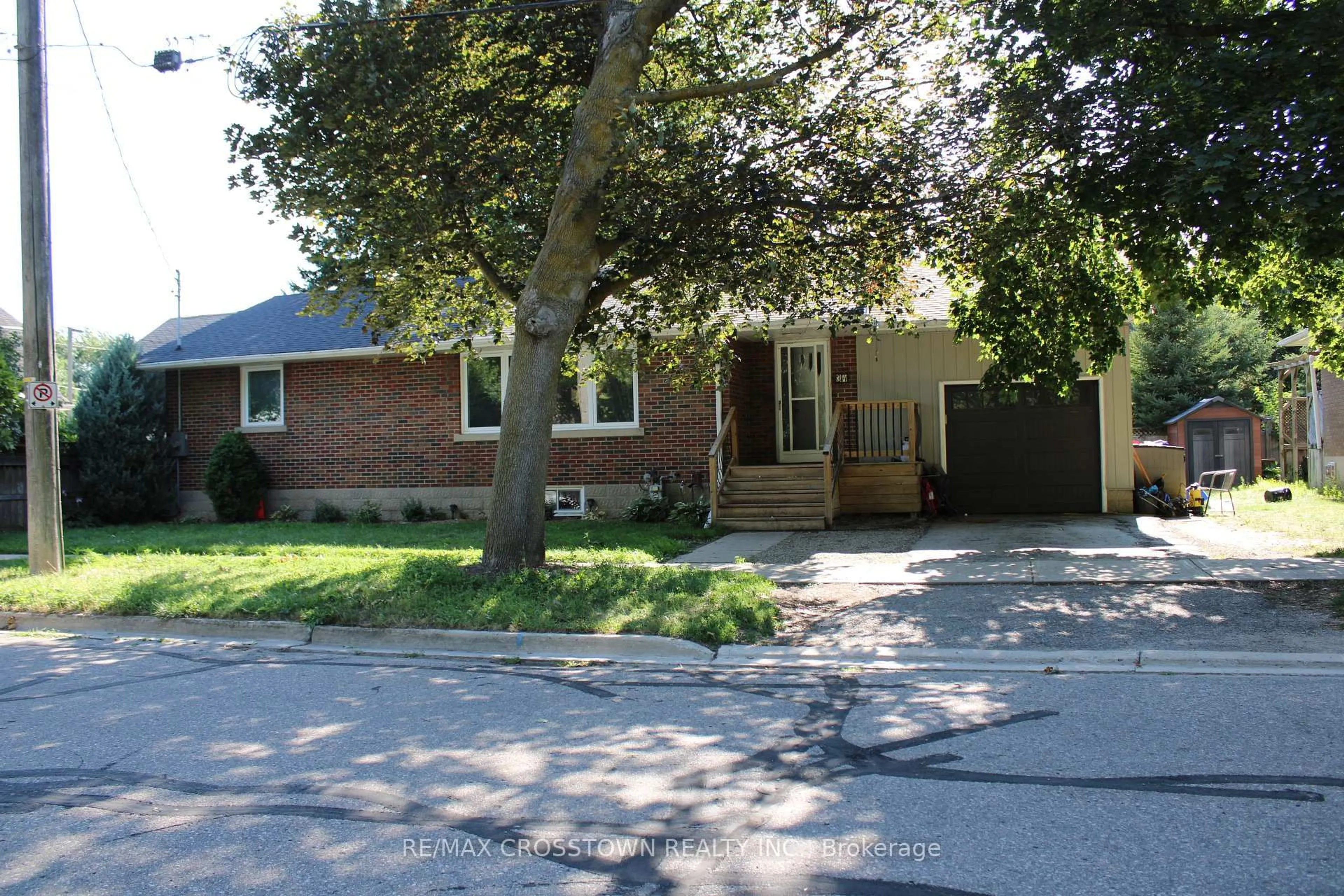 Home with brick exterior material, street for 34 McDonald St, New Tecumseth Ontario L9R 1J5