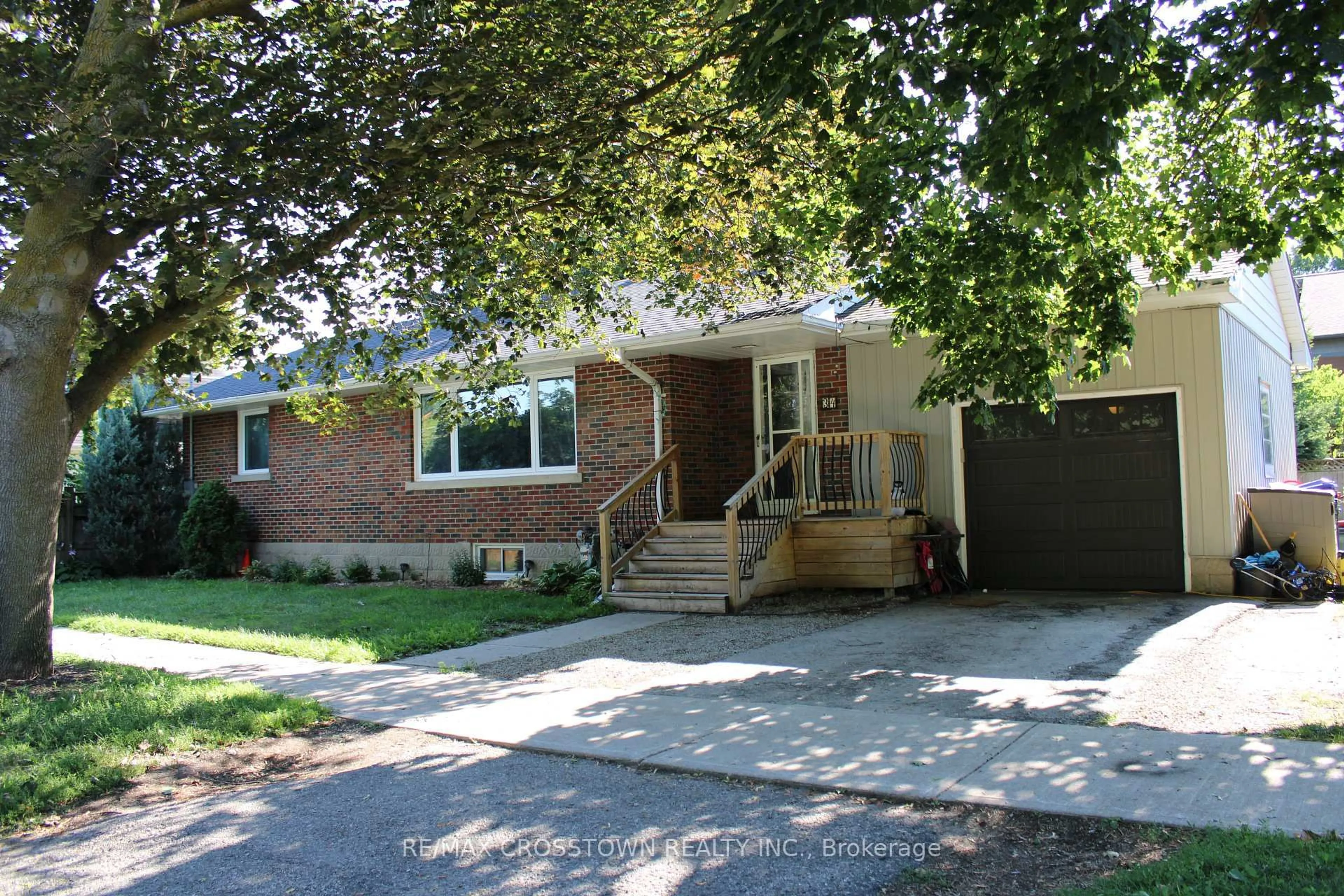 Home with brick exterior material, street for 34 McDonald St, New Tecumseth Ontario L9R 1J5