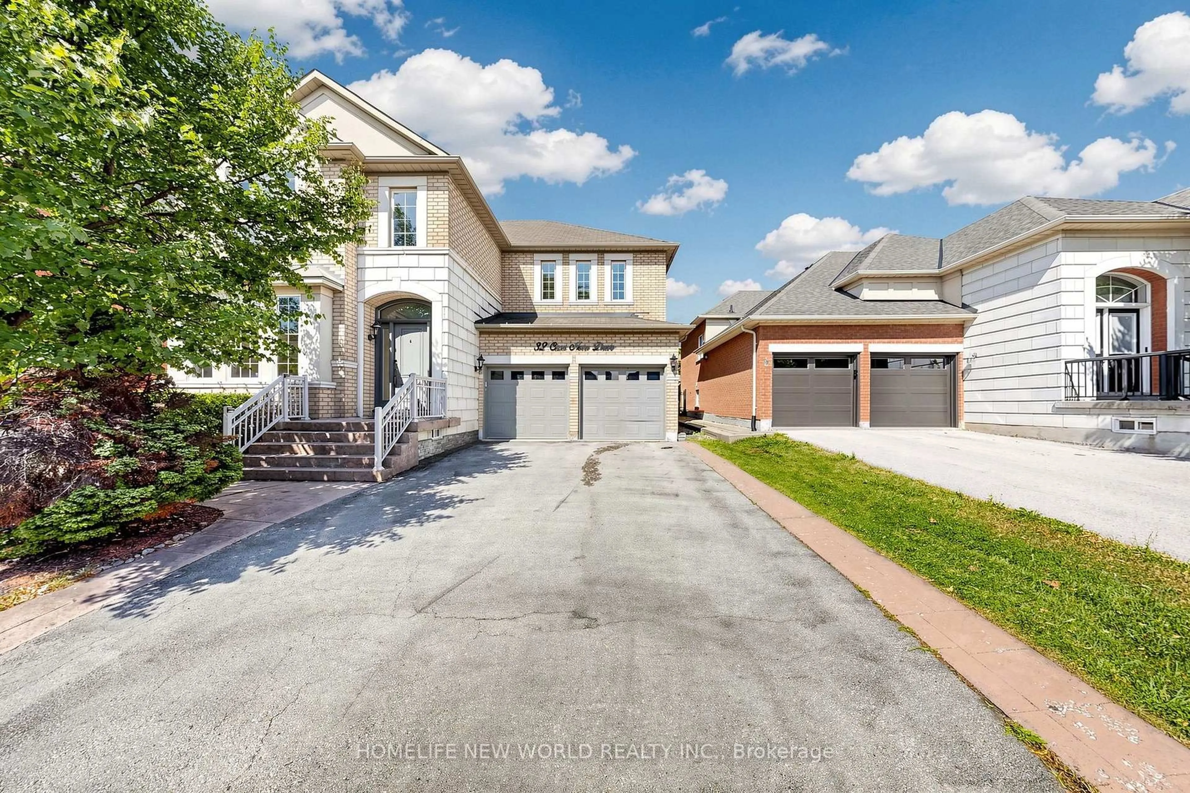 Unknown for 32 Casa Nova Dr, Vaughan Ontario L4H 3A1