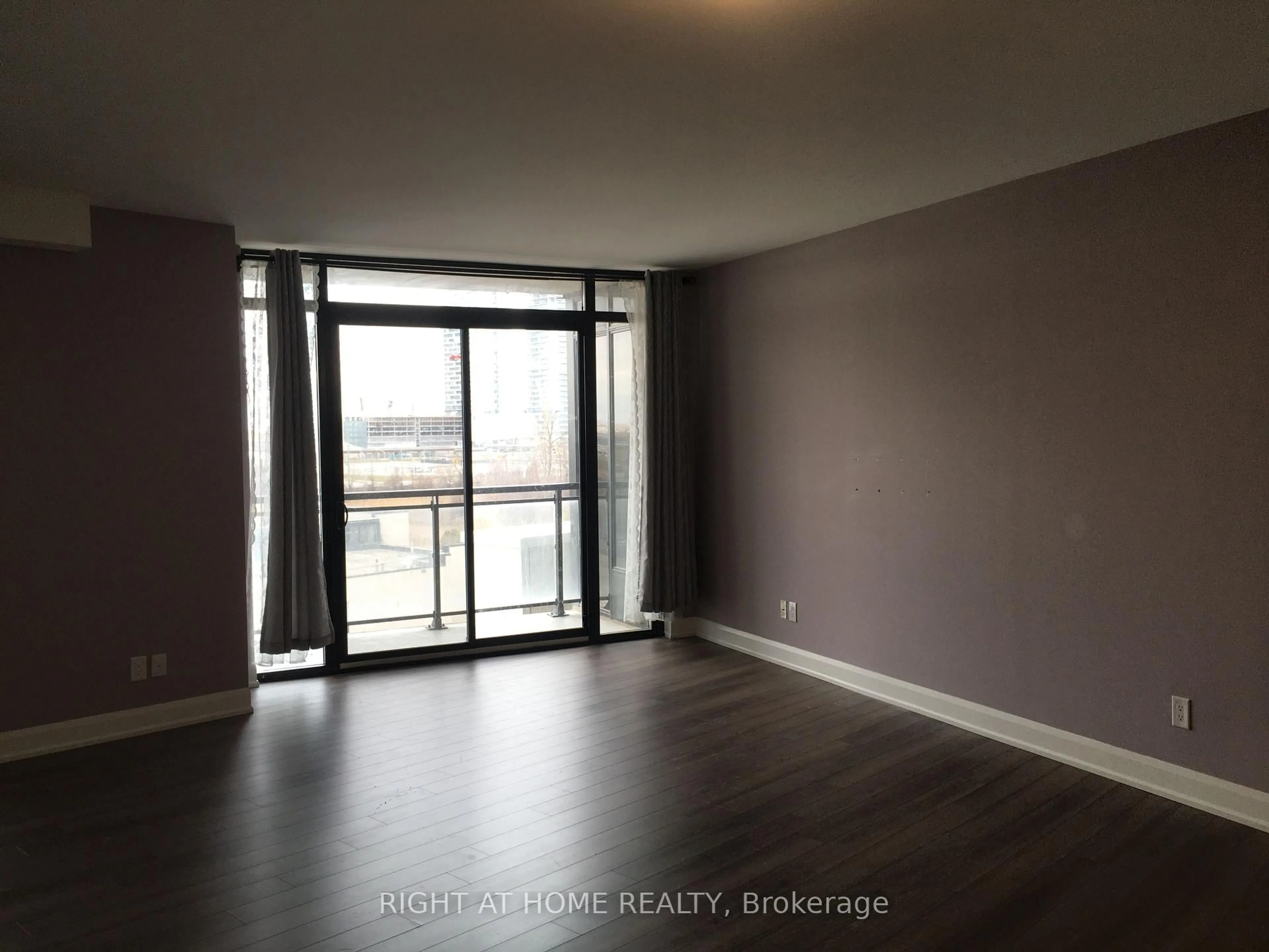 A pic of a room for 2910 Highway No, 7 Rd #312, Vaughan Ontario L4K 0H8