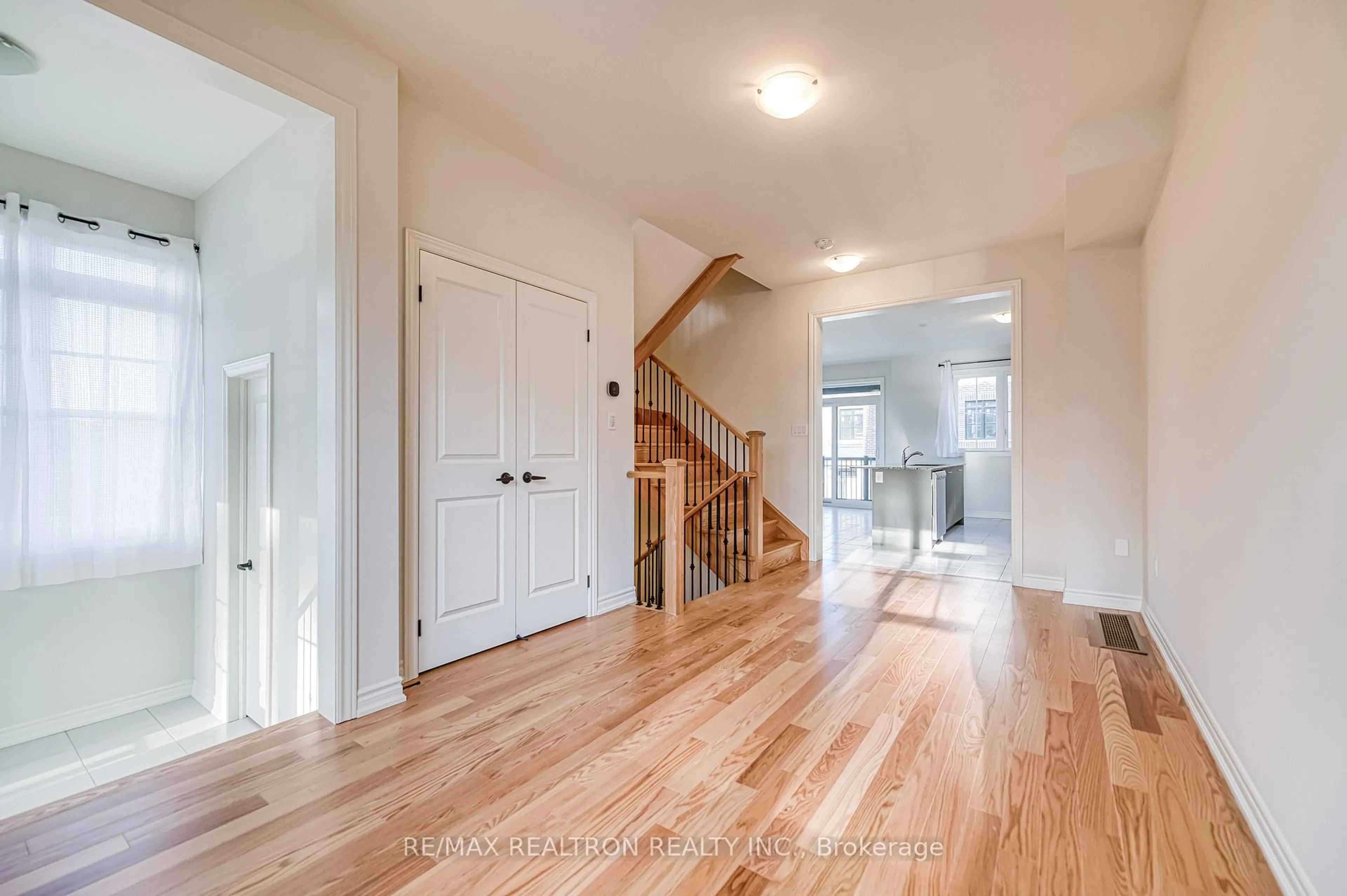 Indoor entryway for 65 Main St, Markham Ontario L3P 0P7