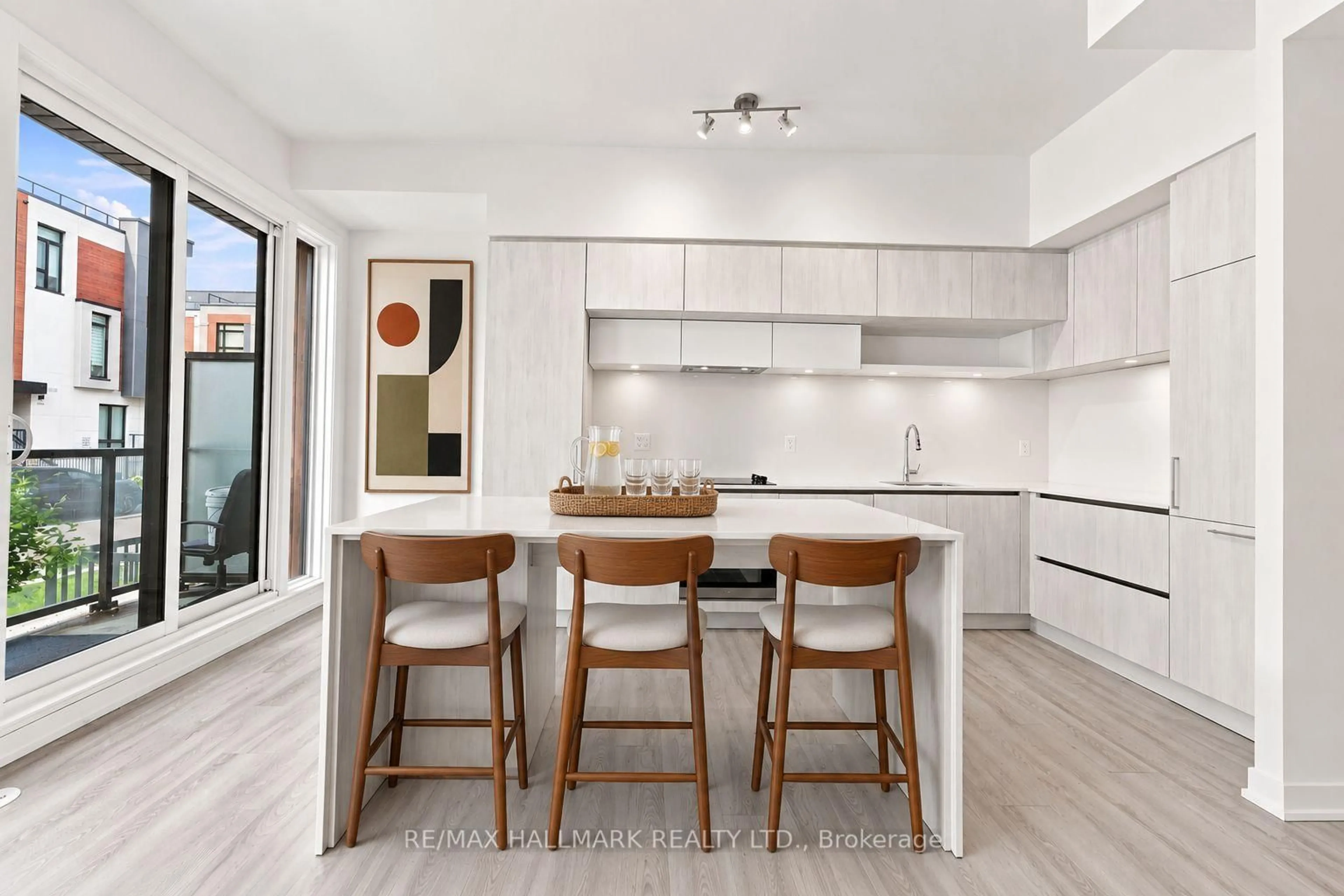 Contemporary kitchen, unknown for 11 David Eyer Rd #1508, Richmond Hill Ontario L4S 0N4