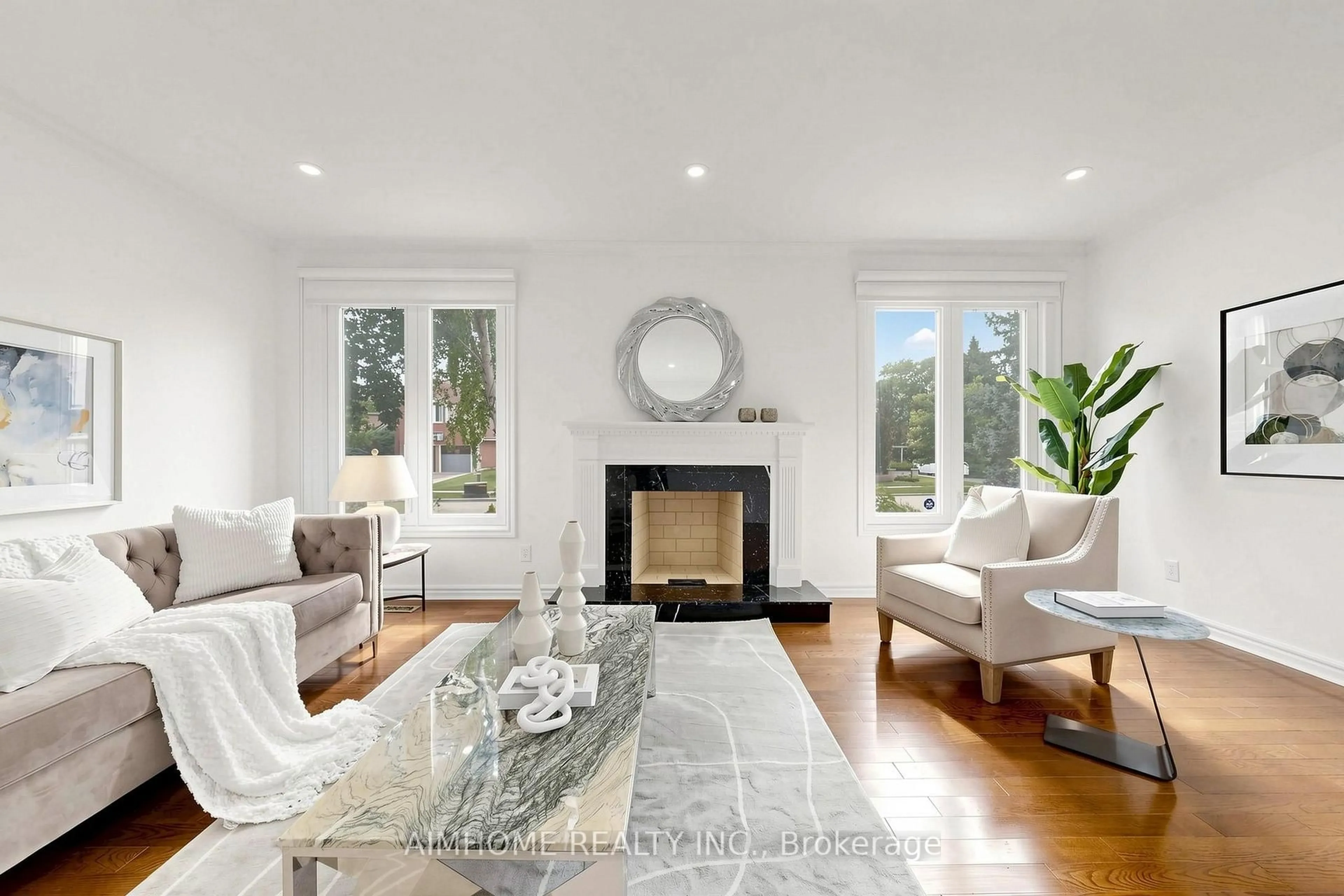 Living room with furniture, unknown for 27 Melchior Cres, Markham Ontario L3R 9A5