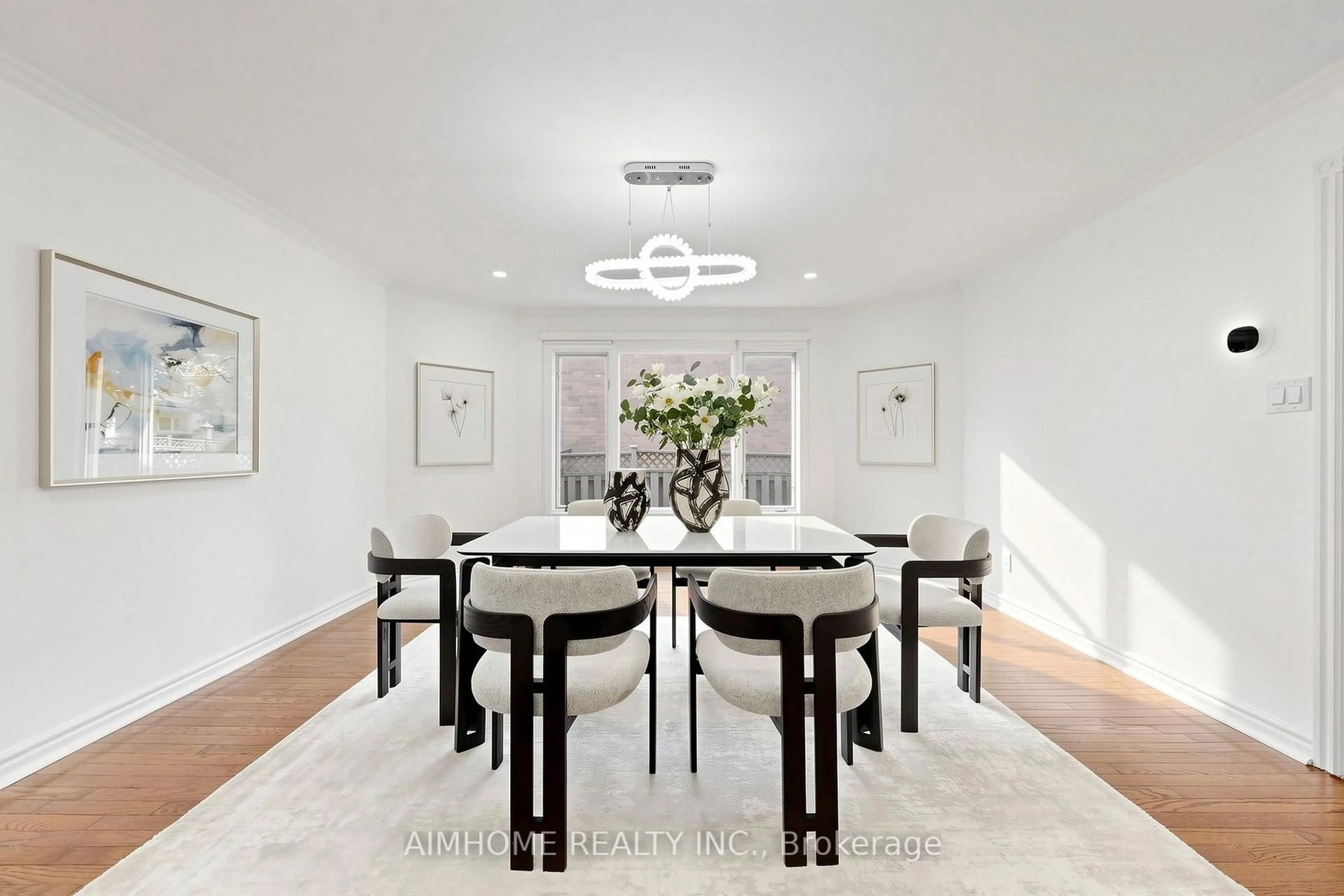 Dining room, unknown for 27 Melchior Cres, Markham Ontario L3R 9A5