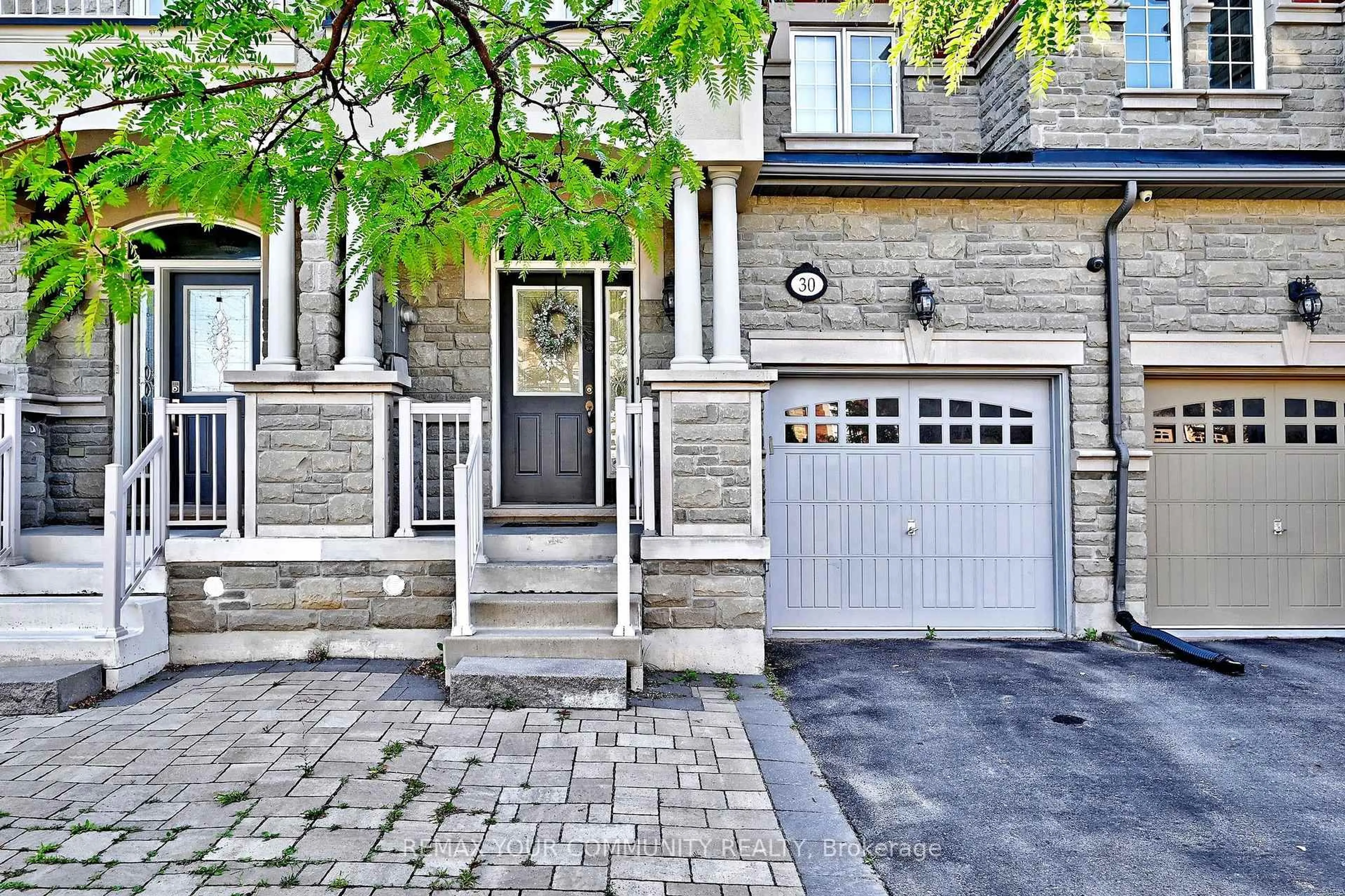 Home with brick exterior material, street for 30 Spruce Pine Cres, Vaughan Ontario L6A 4T3