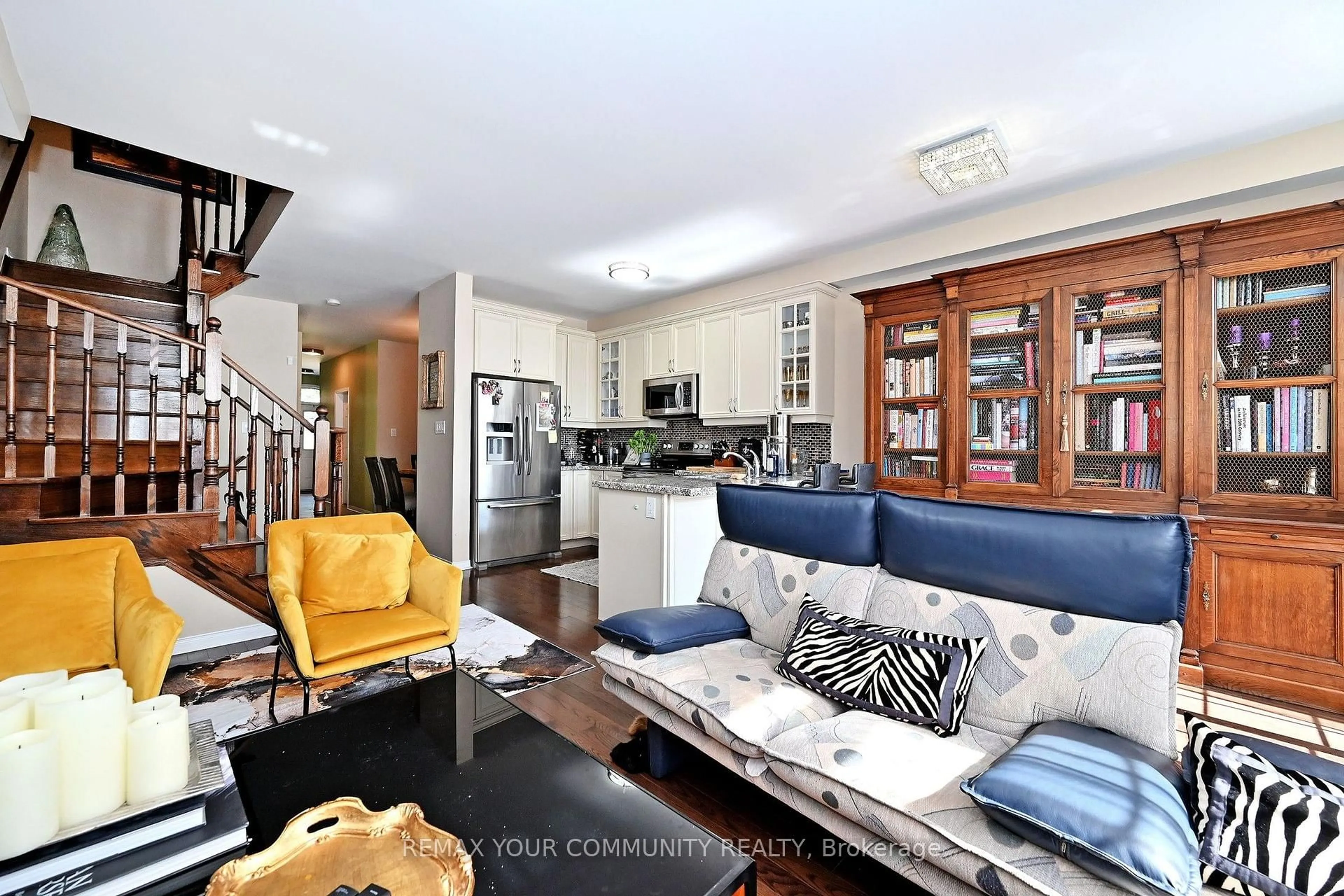 Open concept kitchen, unknown for 30 Spruce Pine Cres, Vaughan Ontario L6A 4T3