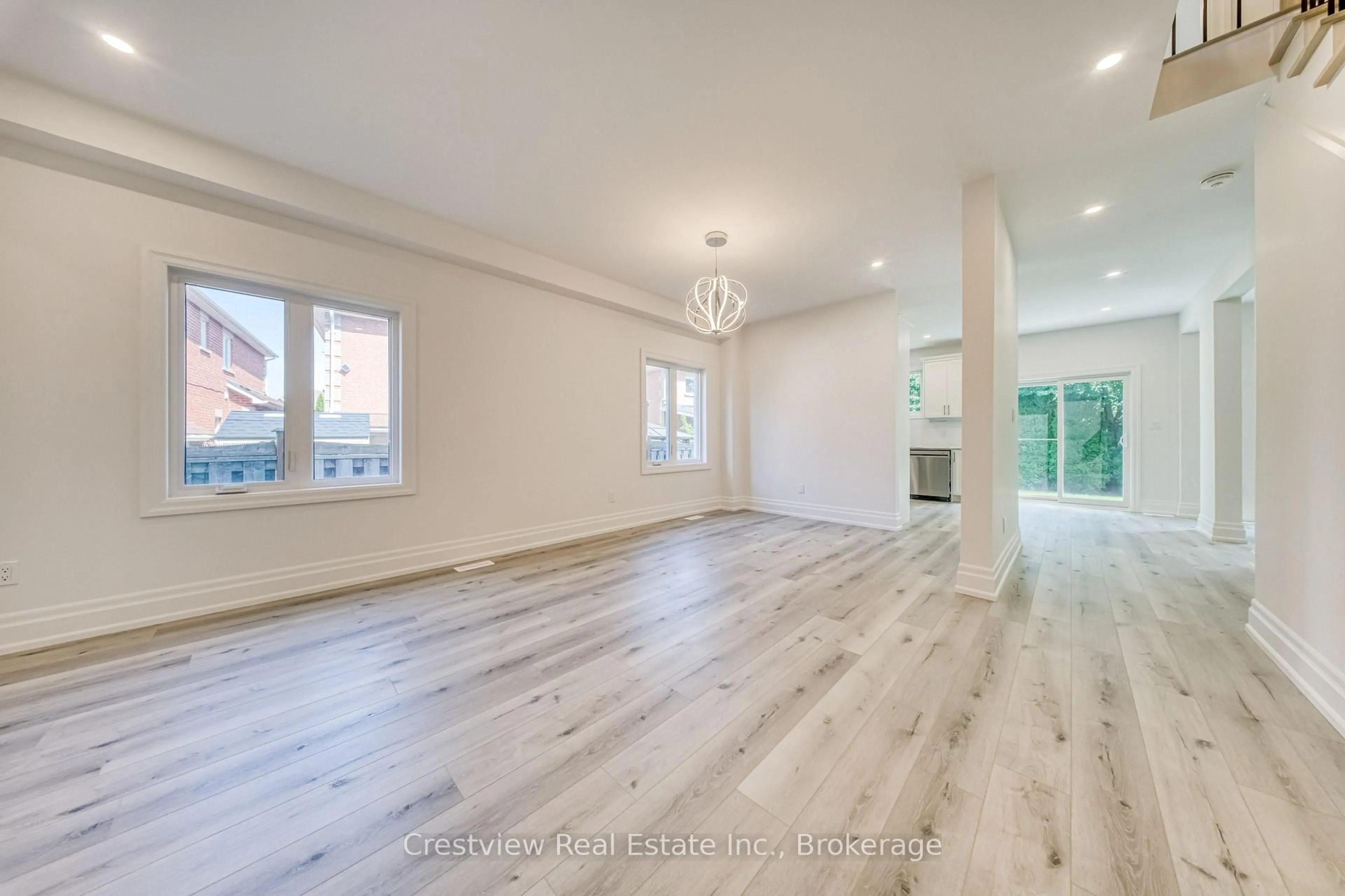 Unknown for 49 Sandham Cres, Markham Ontario L3S 3M2