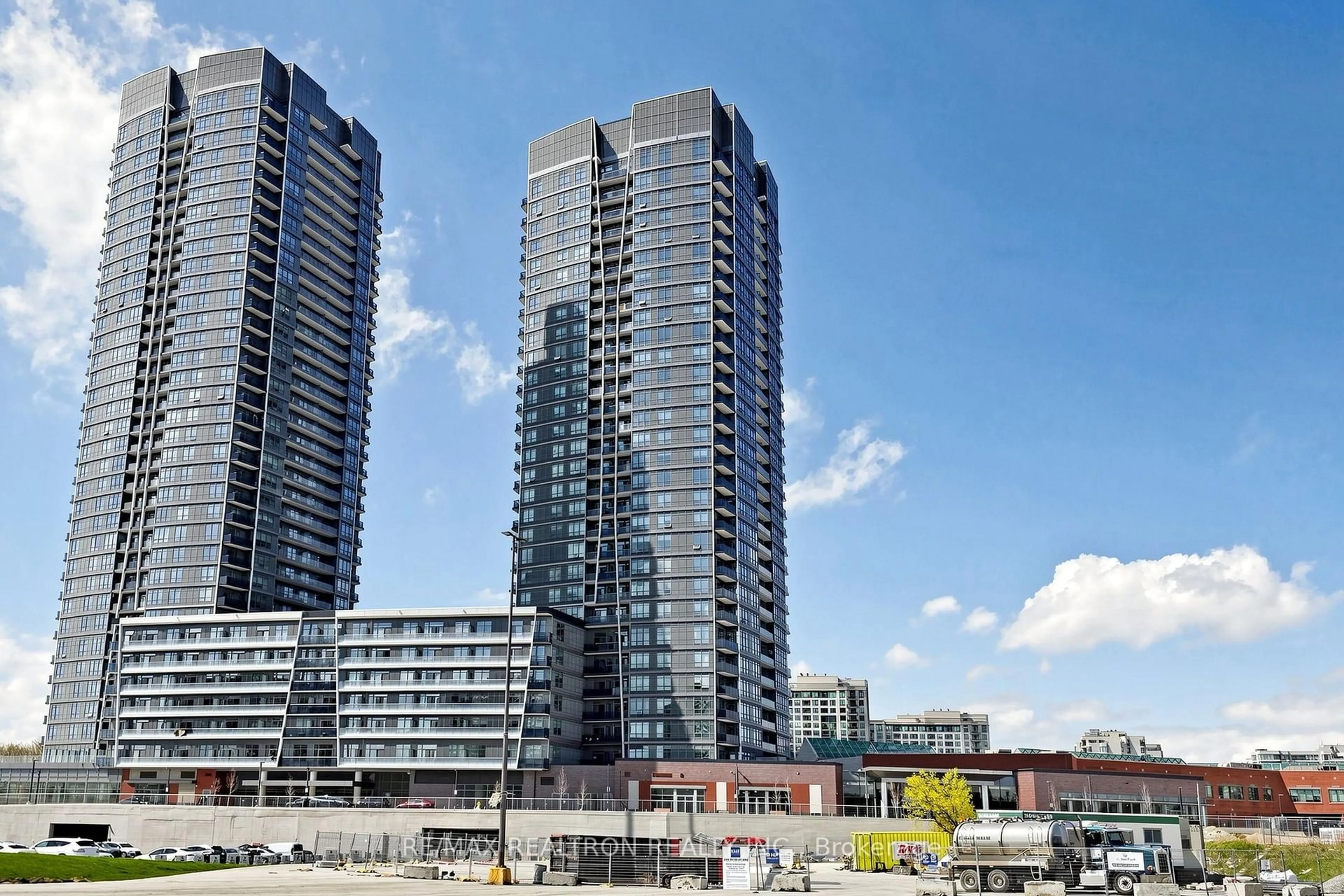 Unknown for 50 Upper Mall Way #1909, Vaughan Ontario L4J 0L8