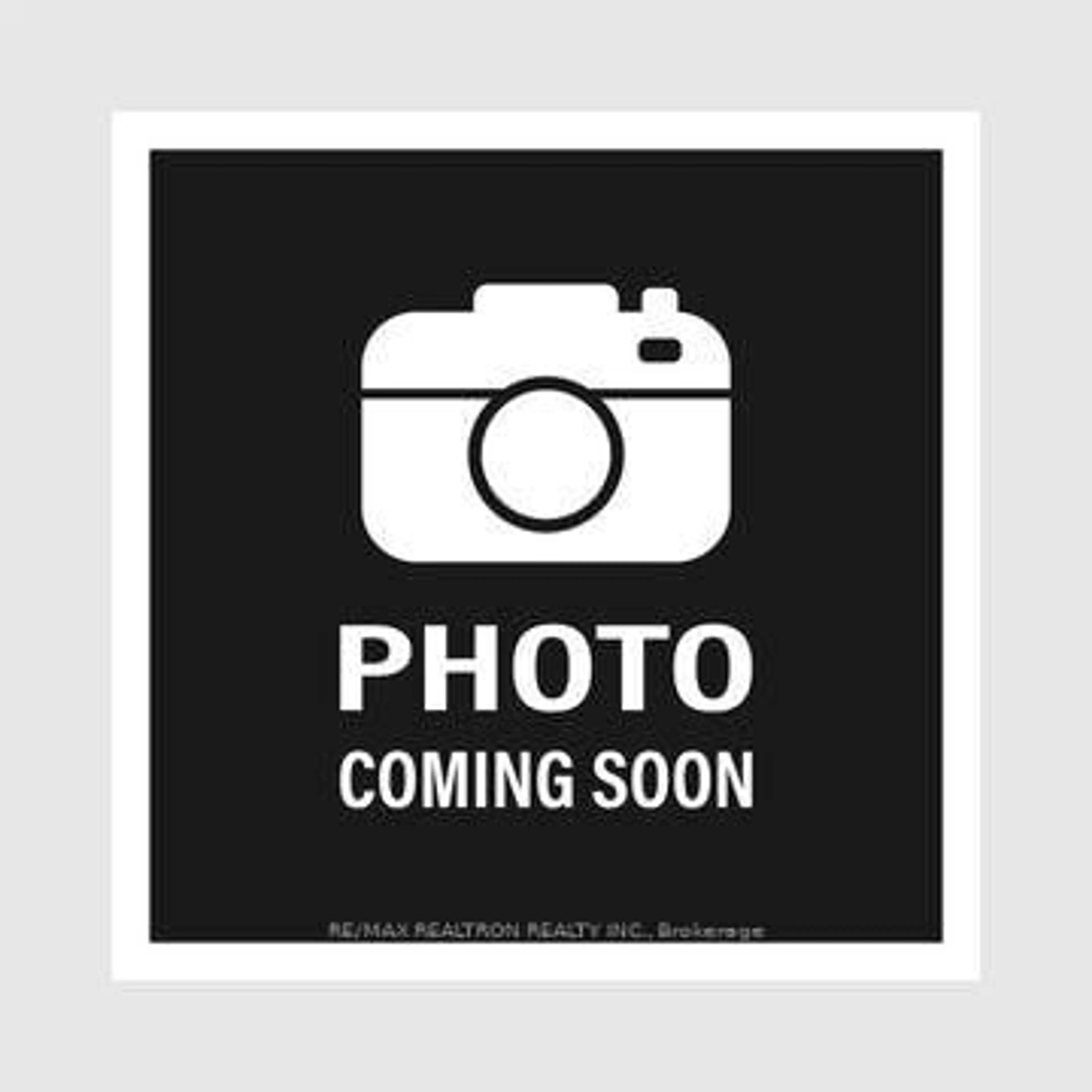 Blurry image for 103 THORNBURY Circ, Vaughan Ontario L4J 5C1