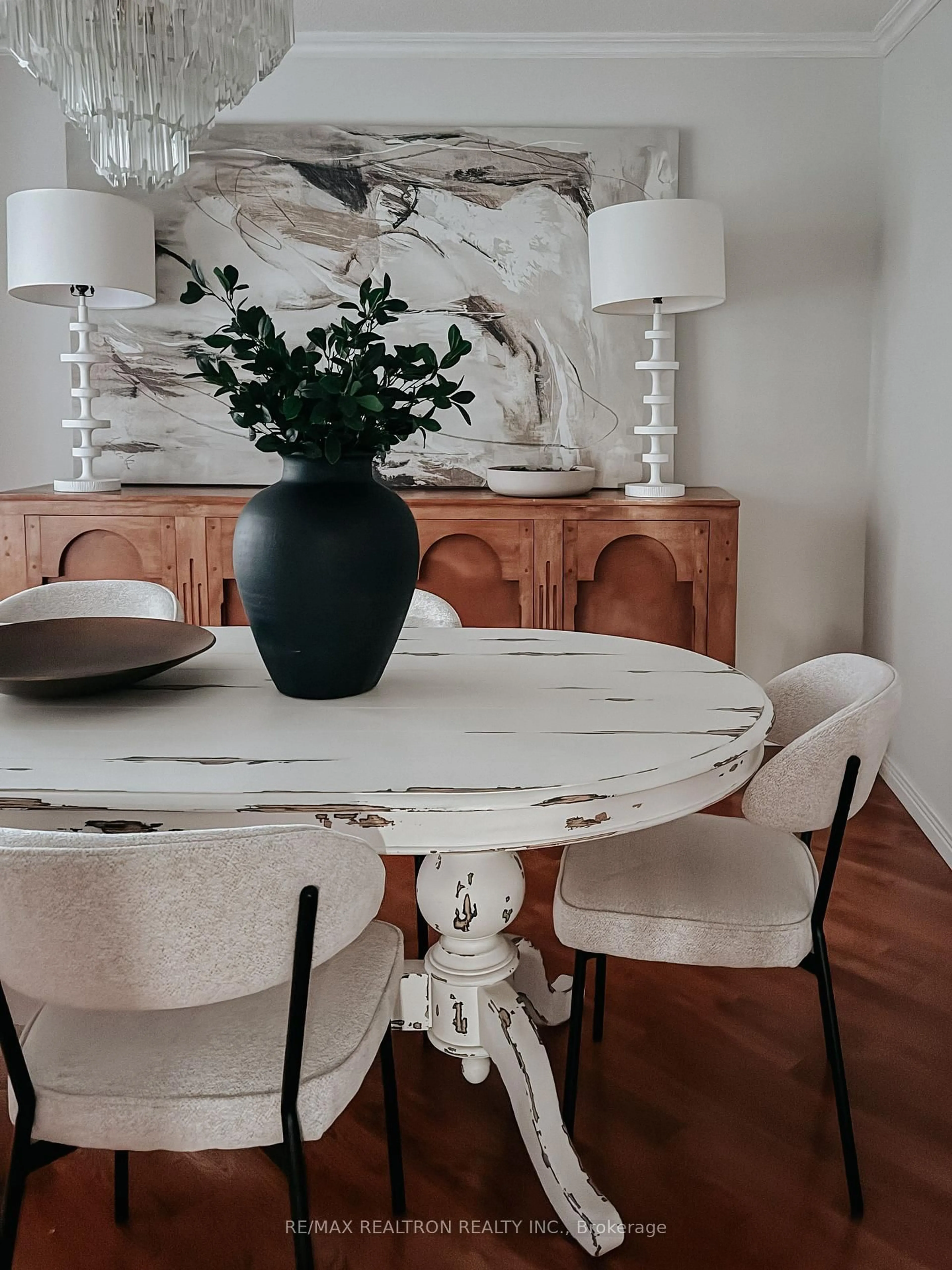 Dining room, unknown for 103 THORNBURY Circ, Vaughan Ontario L4J 5C1