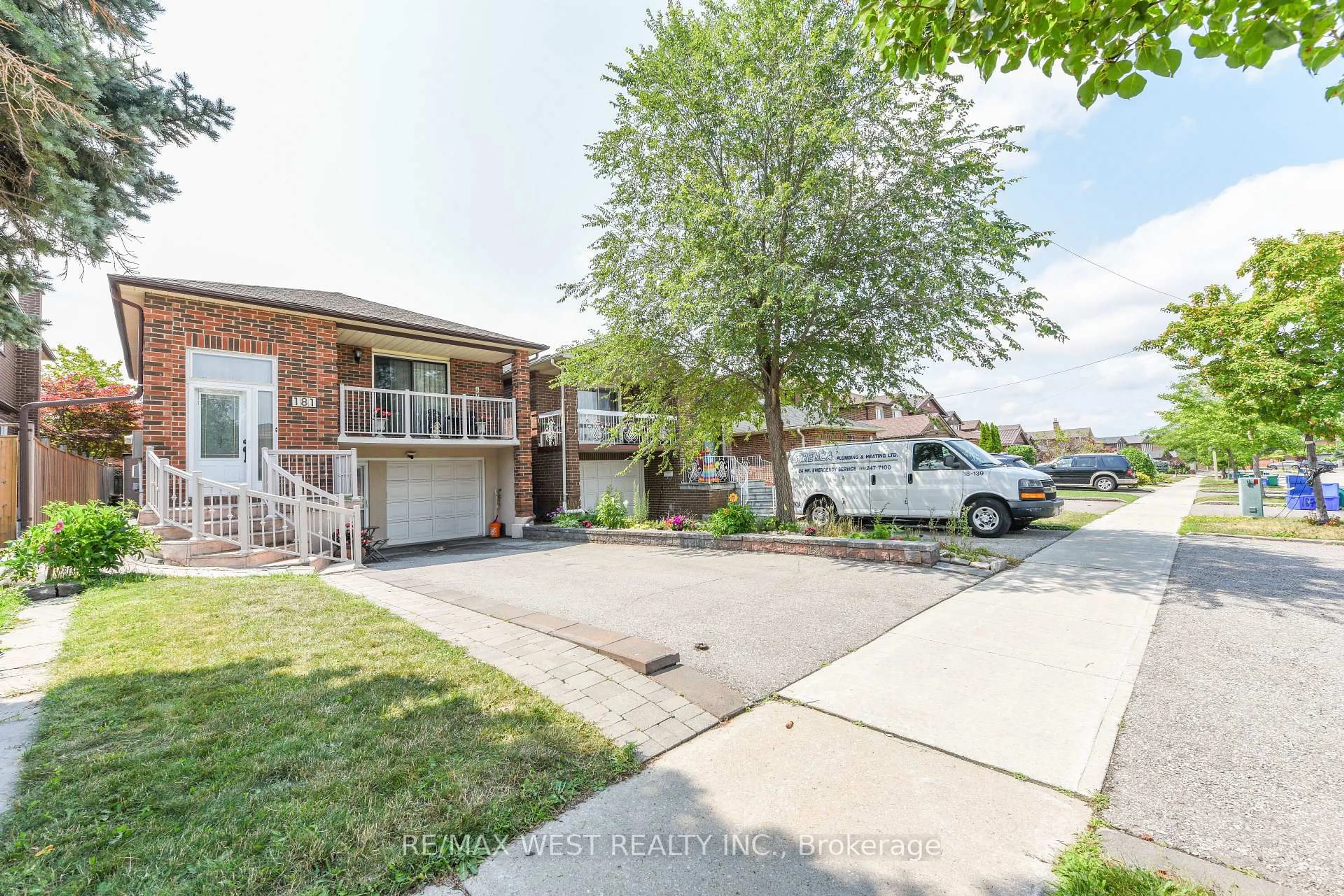 Home with brick exterior material, street for 181 Misty Meadow Dr, Vaughan Ontario L4L 3V6