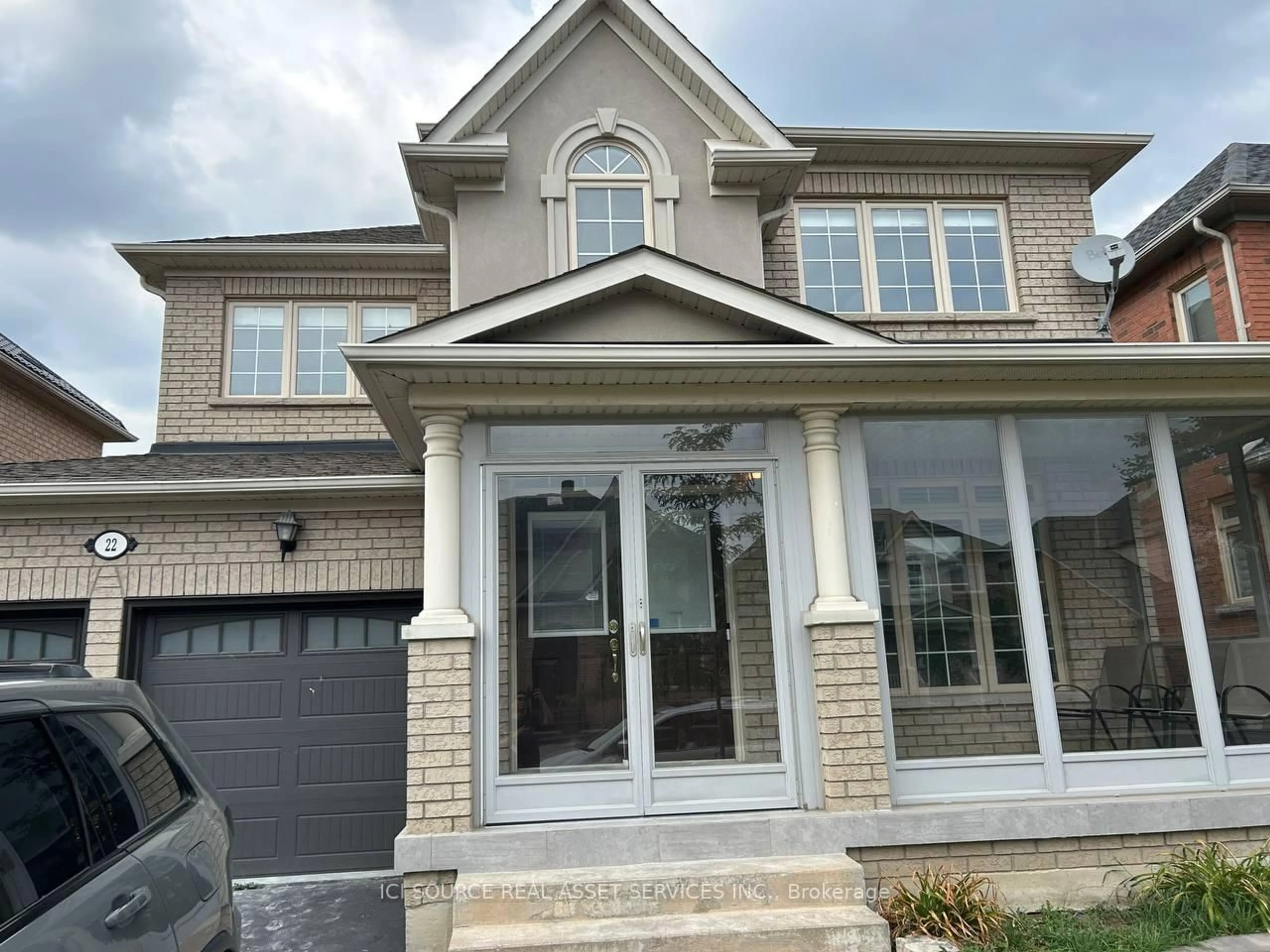 Home with brick exterior material, street for 22 Castleview Cres, Markham Ontario L6C 3C2