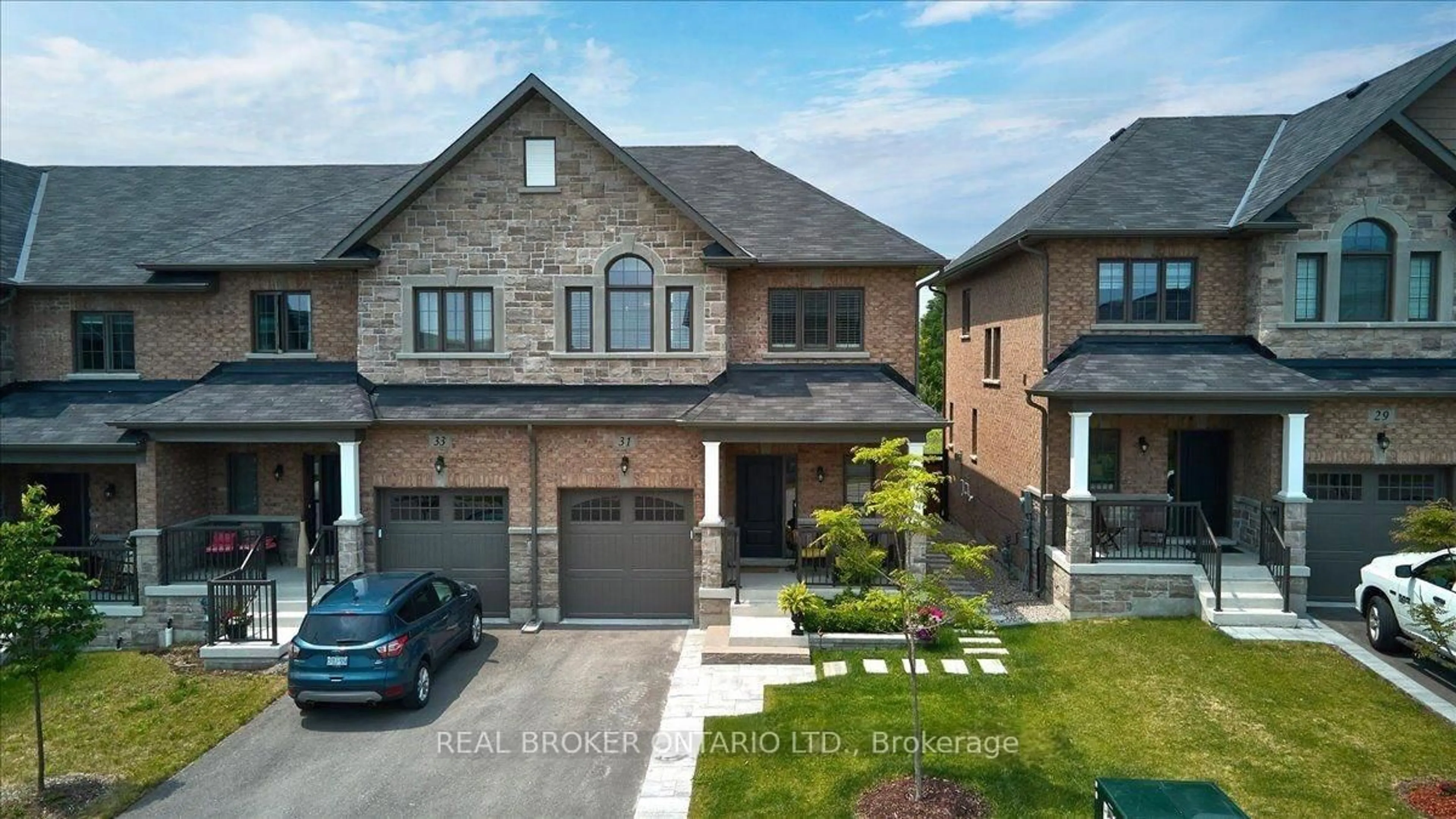 Home with brick exterior material, street for 31 Gord Matthews Way, Uxbridge Ontario L9P 0E9