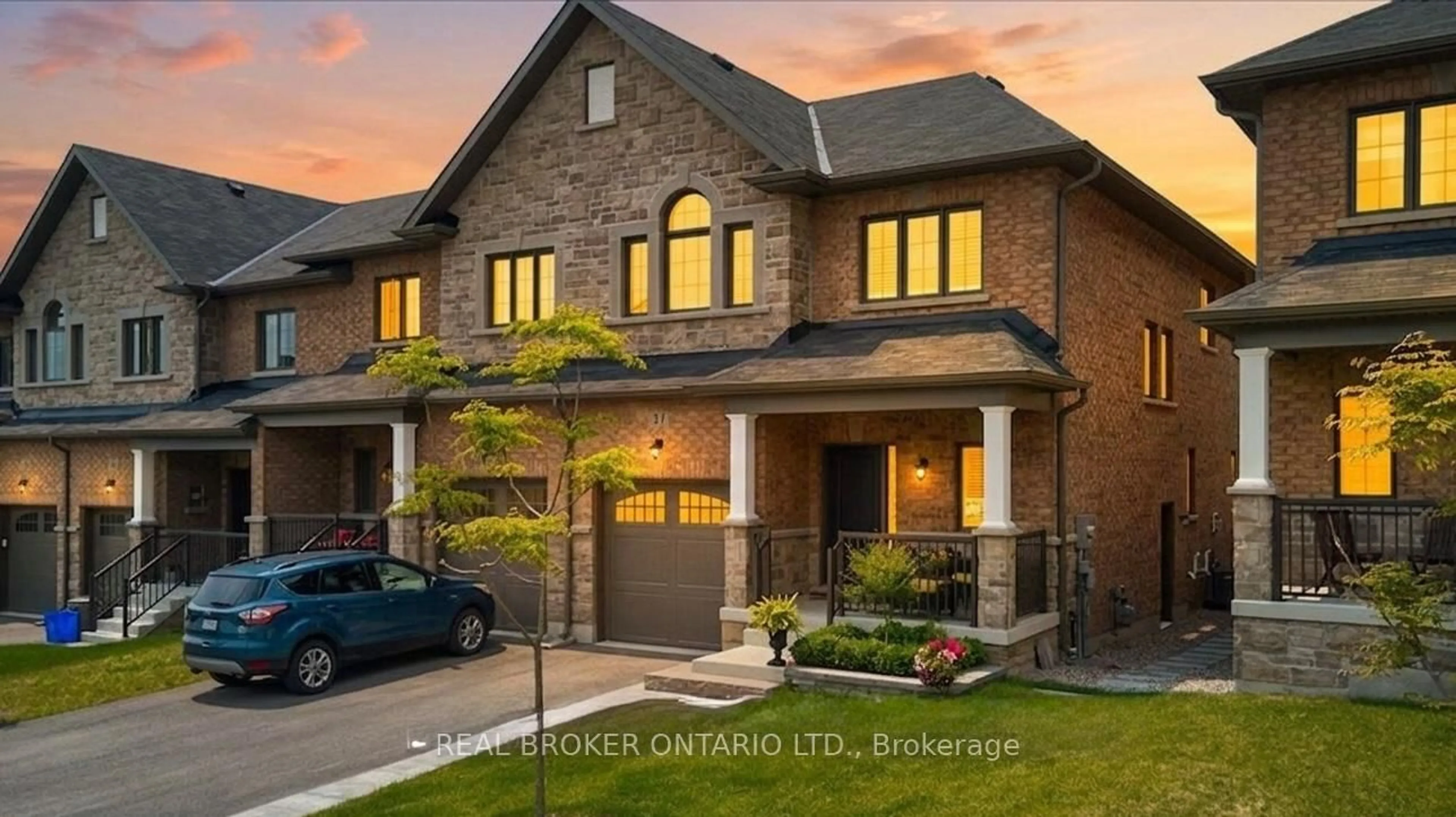 Home with brick exterior material, street for 31 Gord Matthews Way, Uxbridge Ontario L9P 0E9