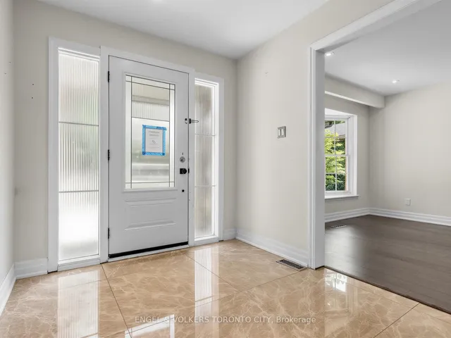 98 Golf Links Dr, Aurora 5