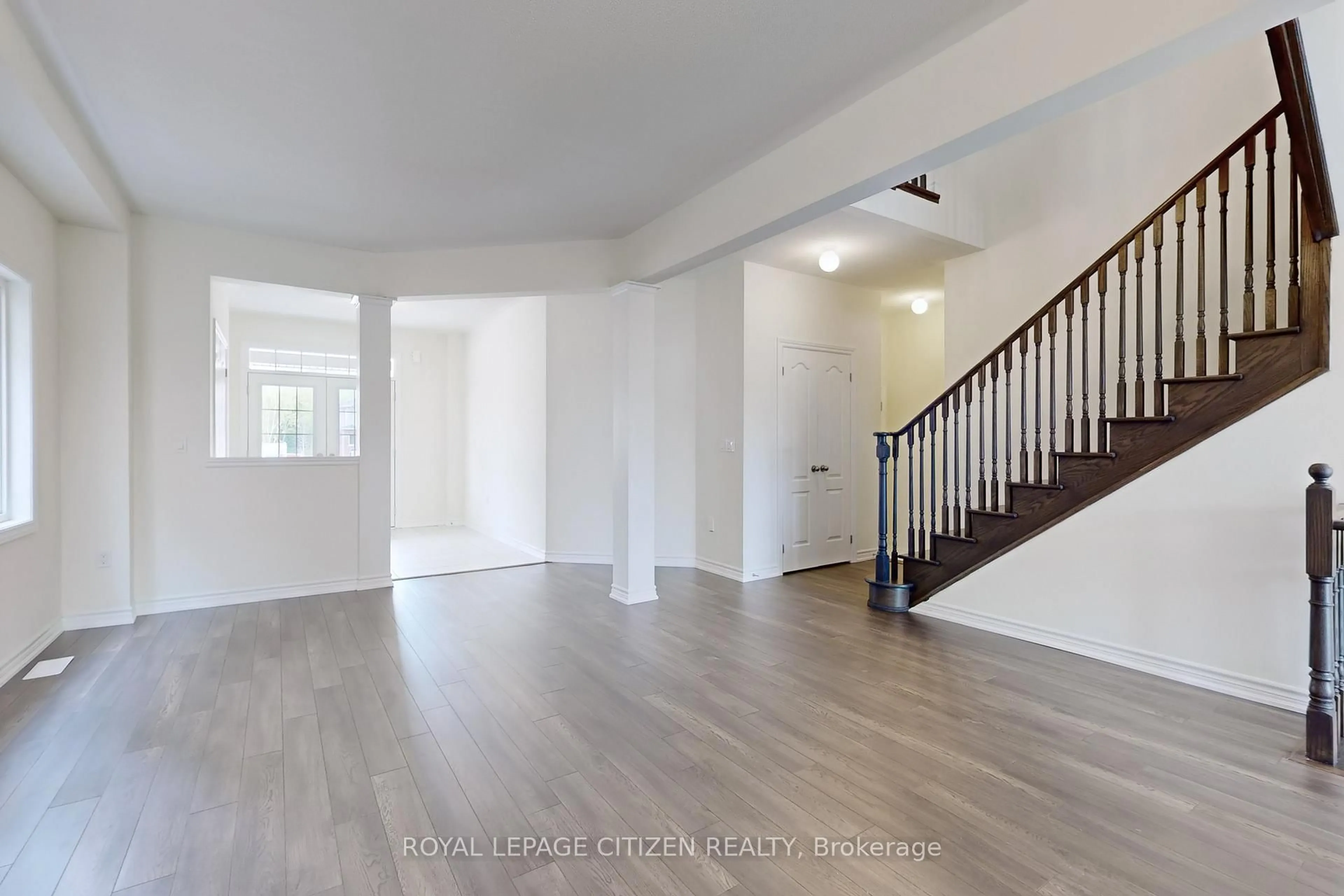 Unknown for 123 Cliff Thompson Cres, Georgina Ontario L0E 1R0