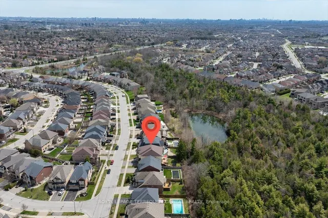 147 Lady Nadia Dr, Vaughan 4