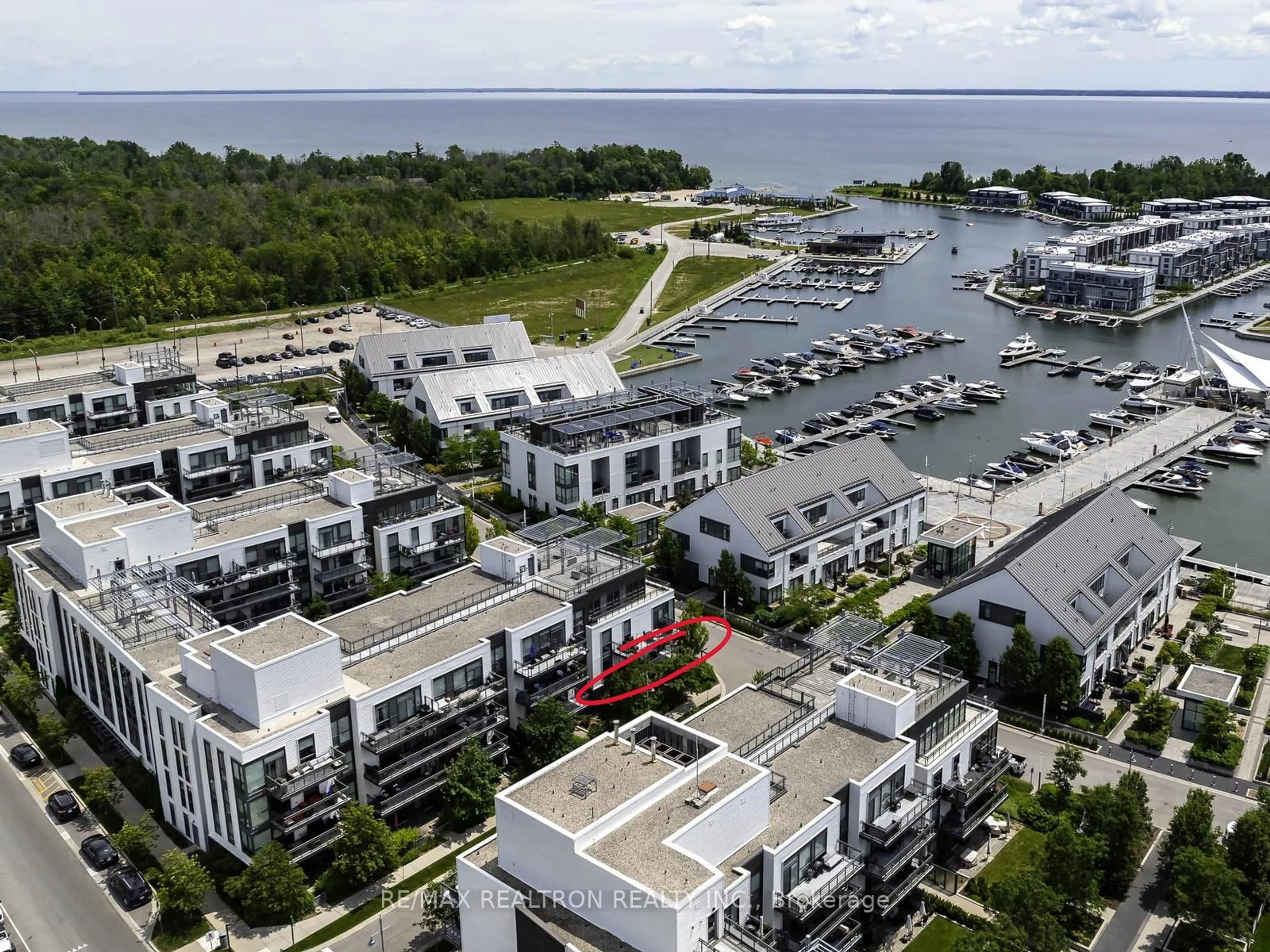 A pic from outside/outdoor area/front of a property/back of a property/a pic from drone, water/lake/river/ocean view for 271 Sea Ray Ave #B208, Innisfil Ontario L9S 0J4