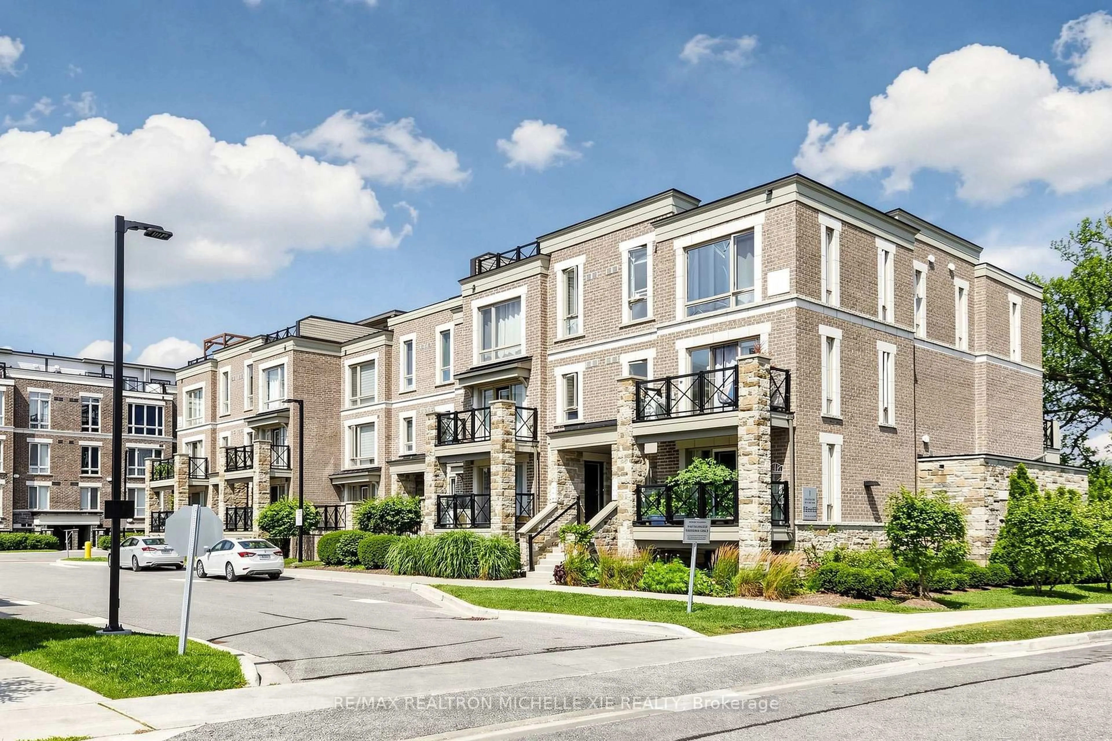 Unknown for 1 Gable Hurst Way #2608, Markham Ontario L6B 1N5