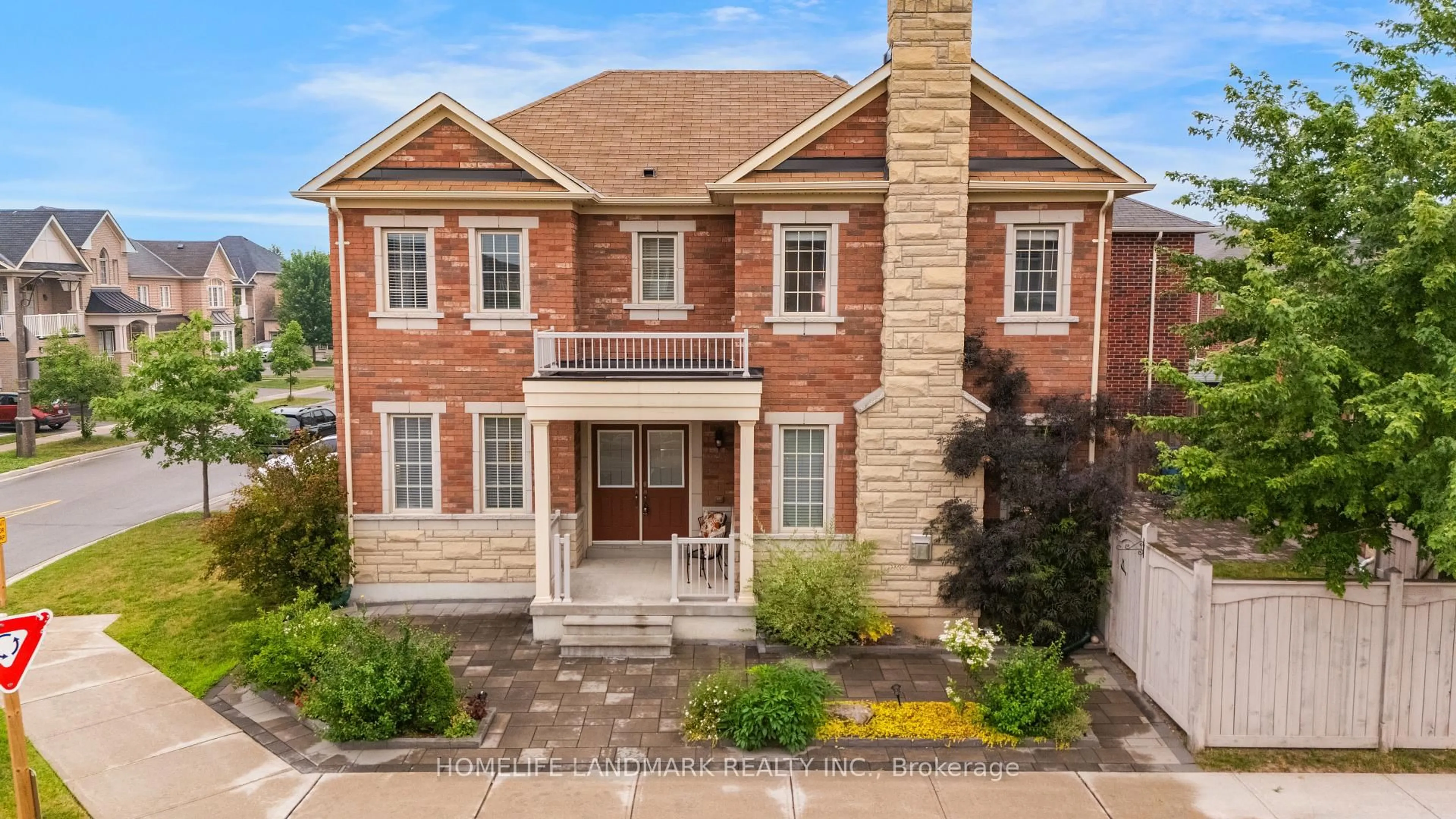 Home with brick exterior material, street for 298 West Lawn Cres, Whitchurch-Stouffville Ontario L4A 1X3