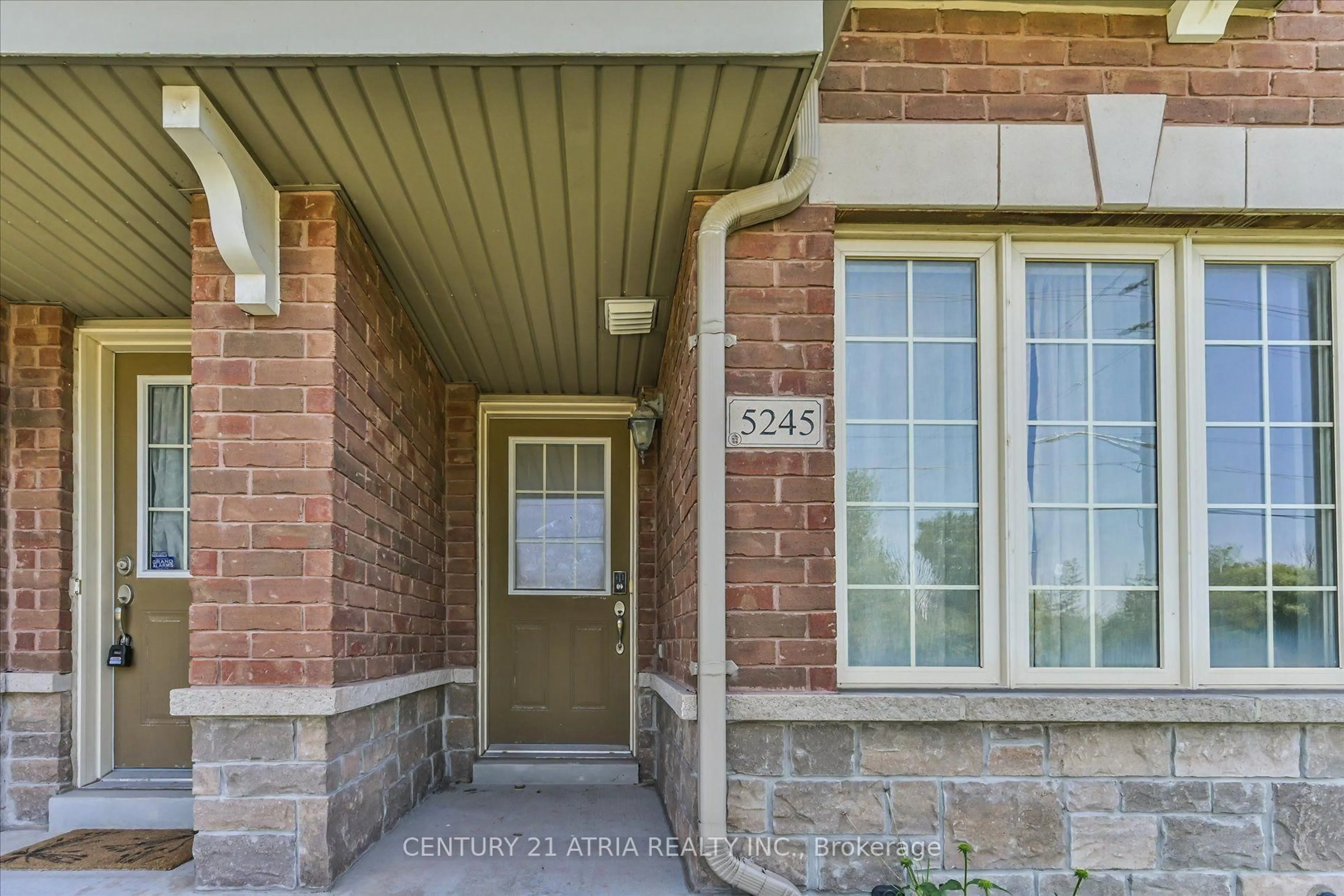 Home with brick exterior material, street for 5245 Major Mackenzie Dr, Markham Ontario L6C 0N3