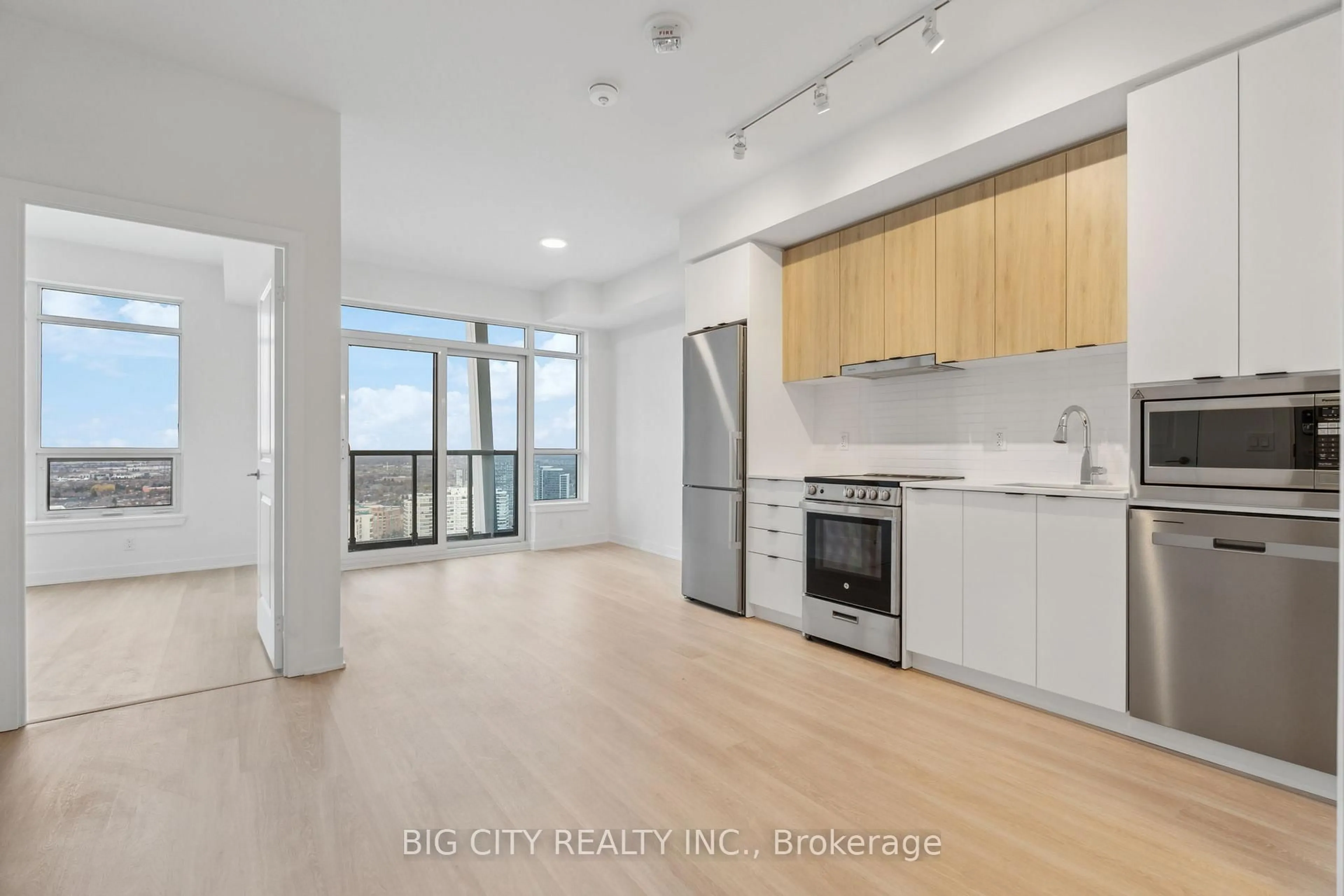 Open concept kitchen, unknown for 50 Upper Mall Way #1206, Vaughan Ontario L4J 0L8