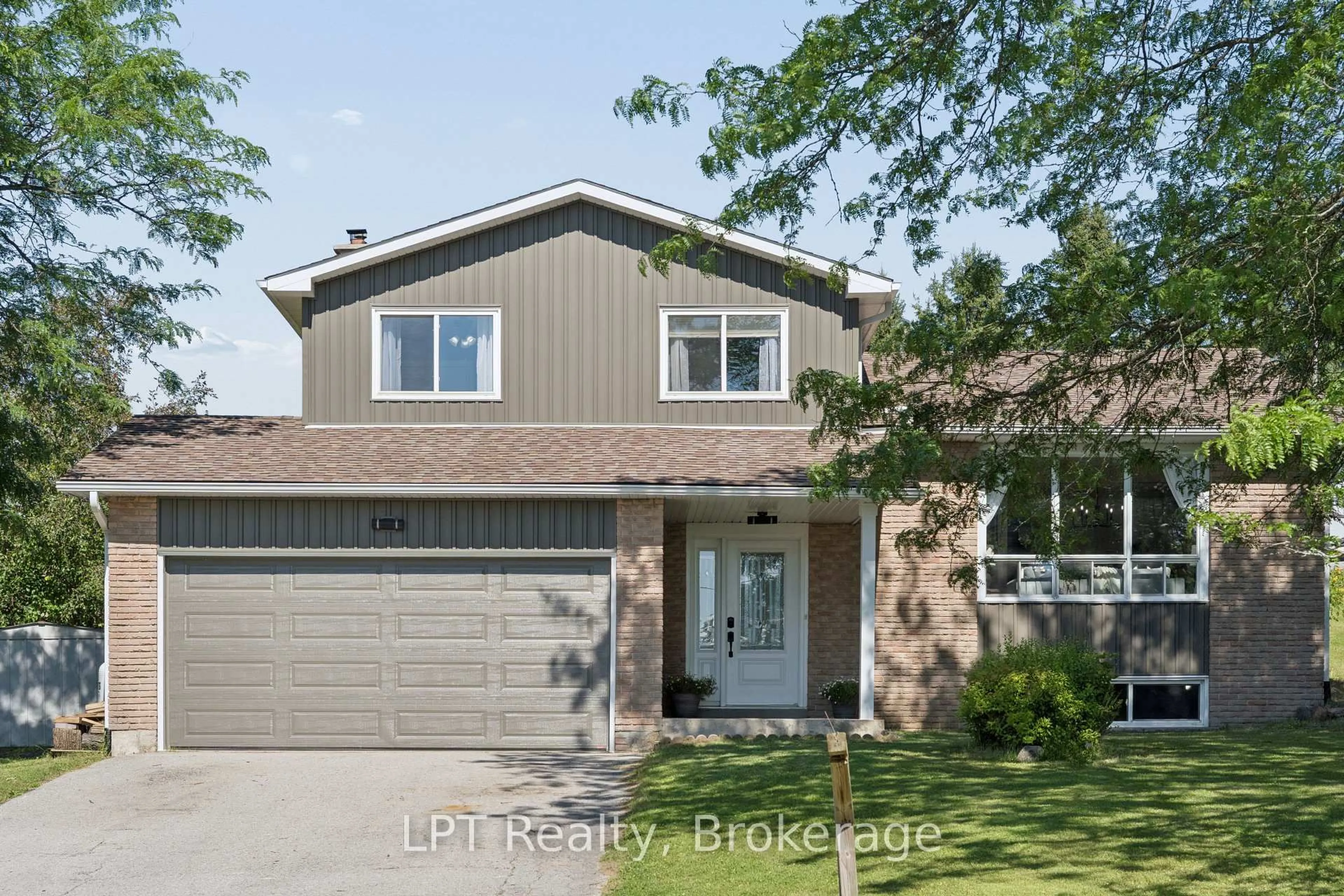 Home with brick exterior material, street for 34 Oxtoby Lane, Uxbridge Ontario L0C 1C0