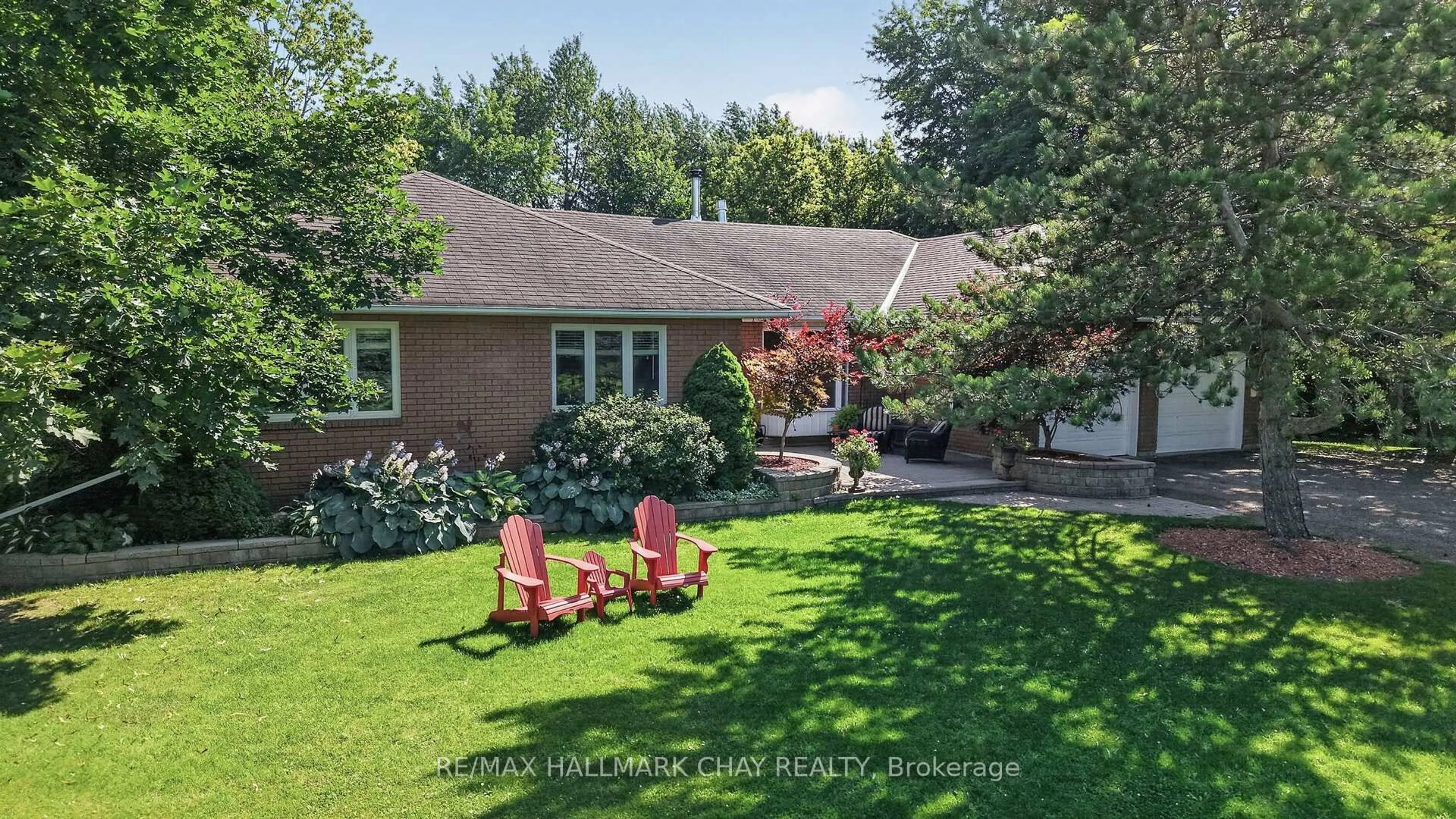 A pic from outside/outdoor area/front of a property/back of a property/a pic from drone, street for 5971 3rd Line, New Tecumseth Ontario L0G 1W0