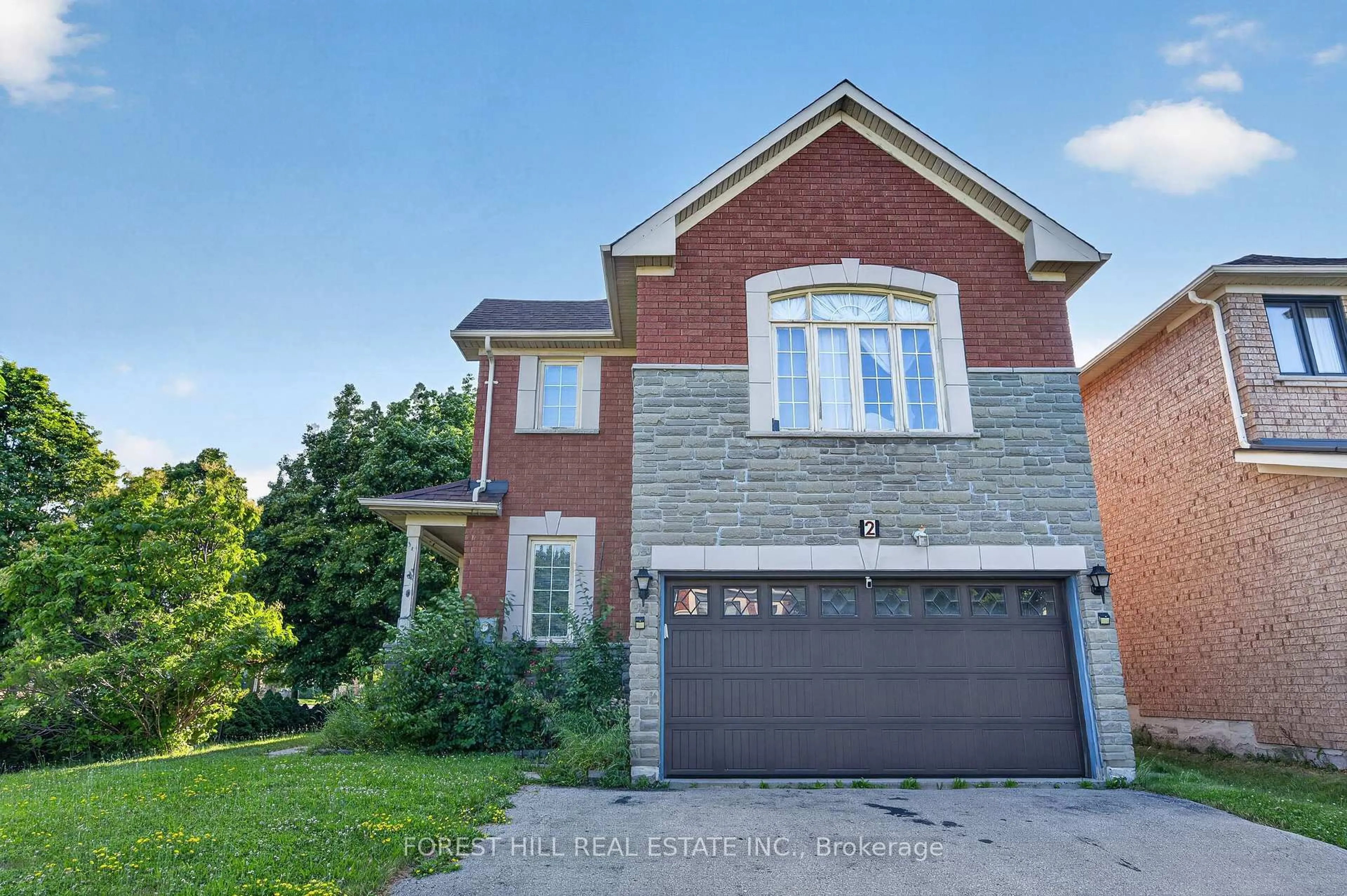 Home with brick exterior material, street for 2 Ludford Dr, Richmond Hill Ontario L4B 4H6