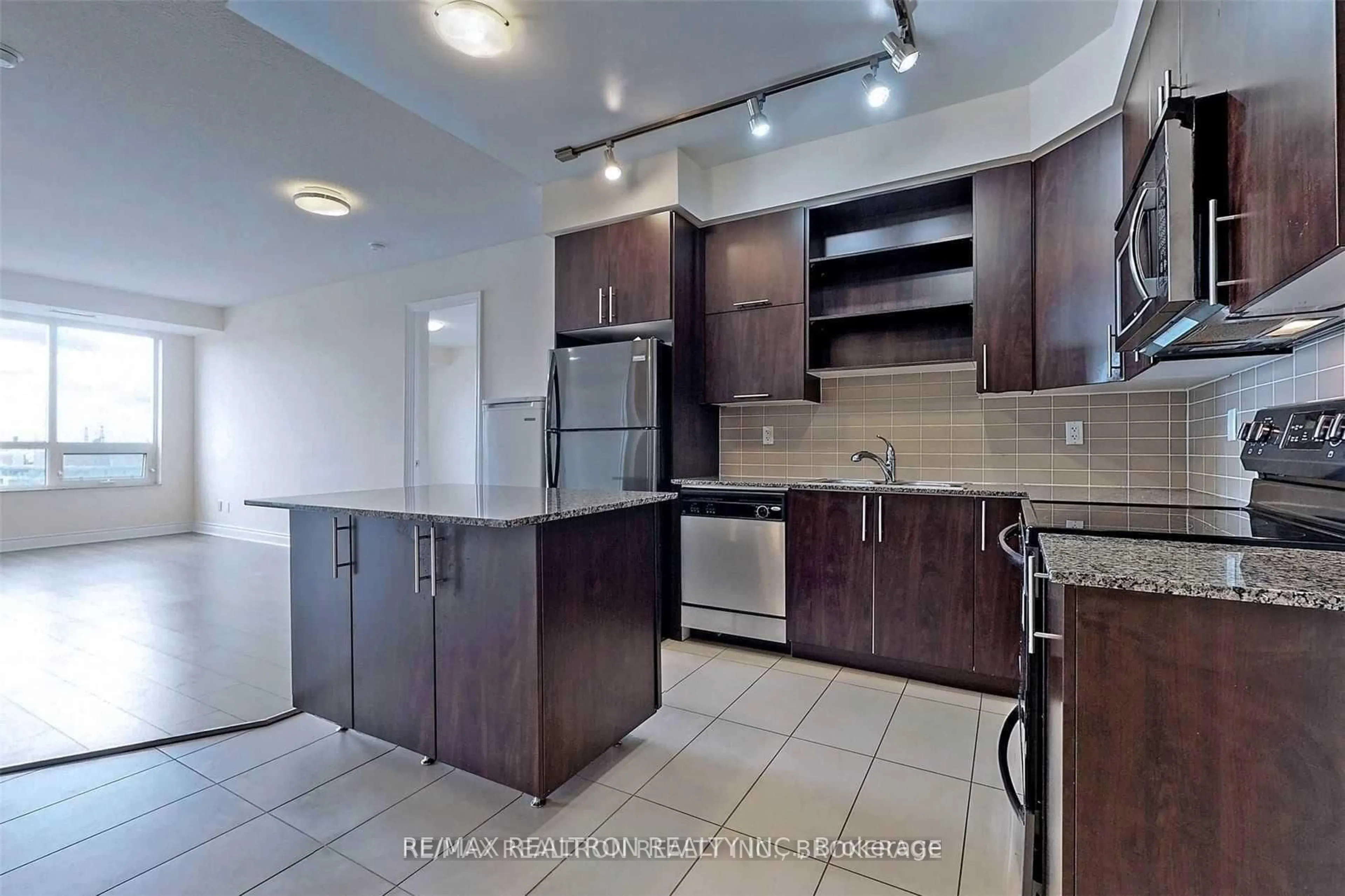 Standard kitchen, ceramic/tile floor for 50 Clegg Rd #912, Markham Ontario L6G 0C6
